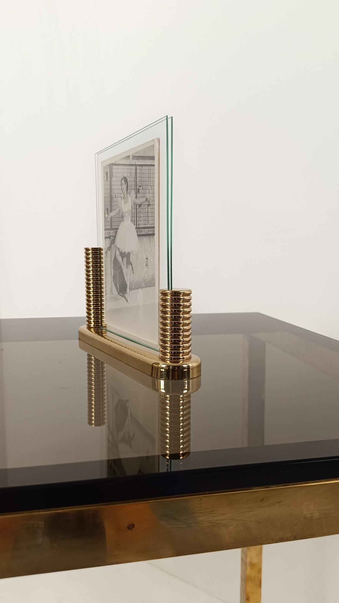 Metal Art Deco Style Double Sided Pictures Frame in gilded Brass & Glass, 80s For Sale