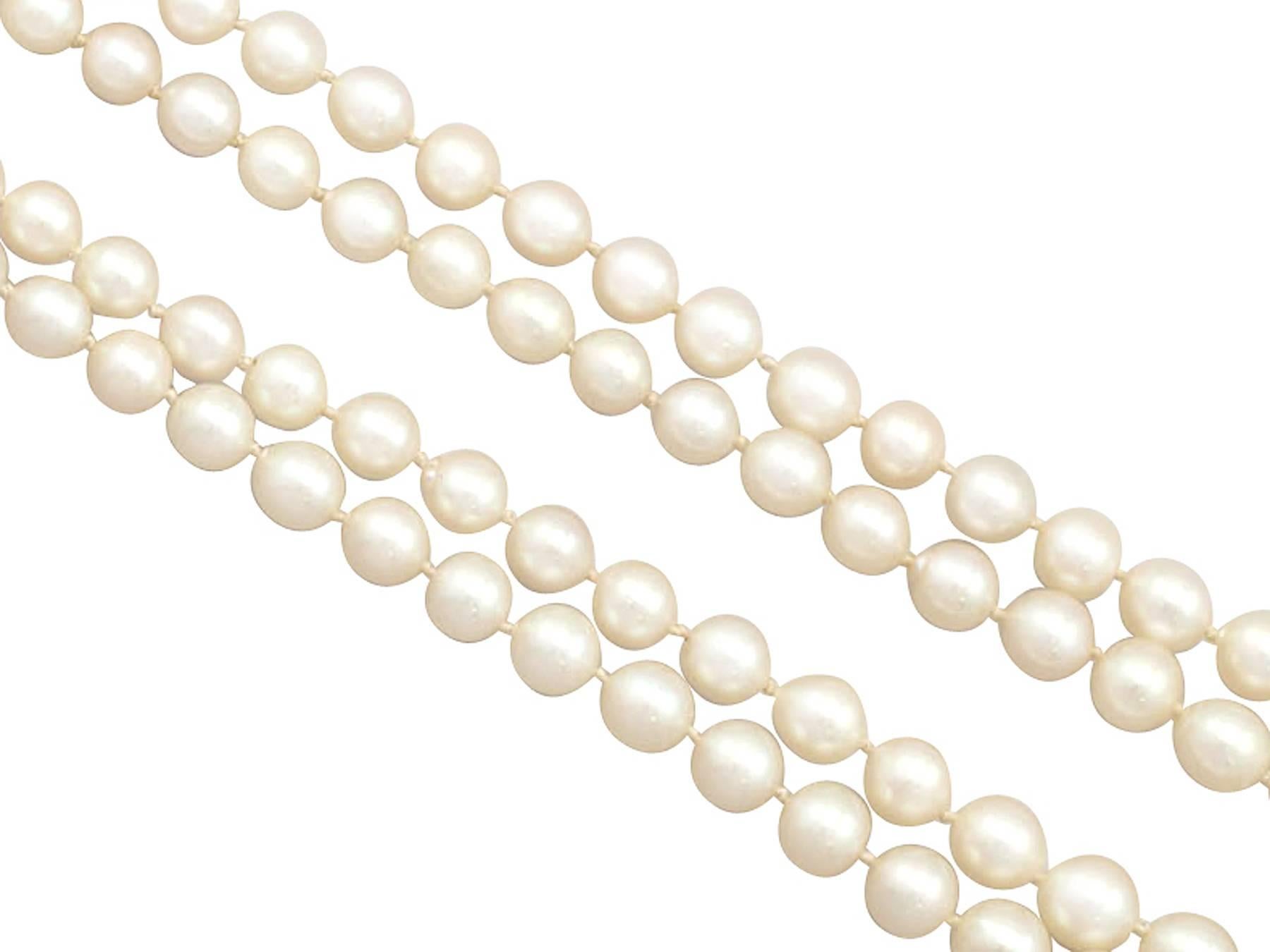 Collier de perles double rang avec fermoir en or blanc et diamants en vente 2