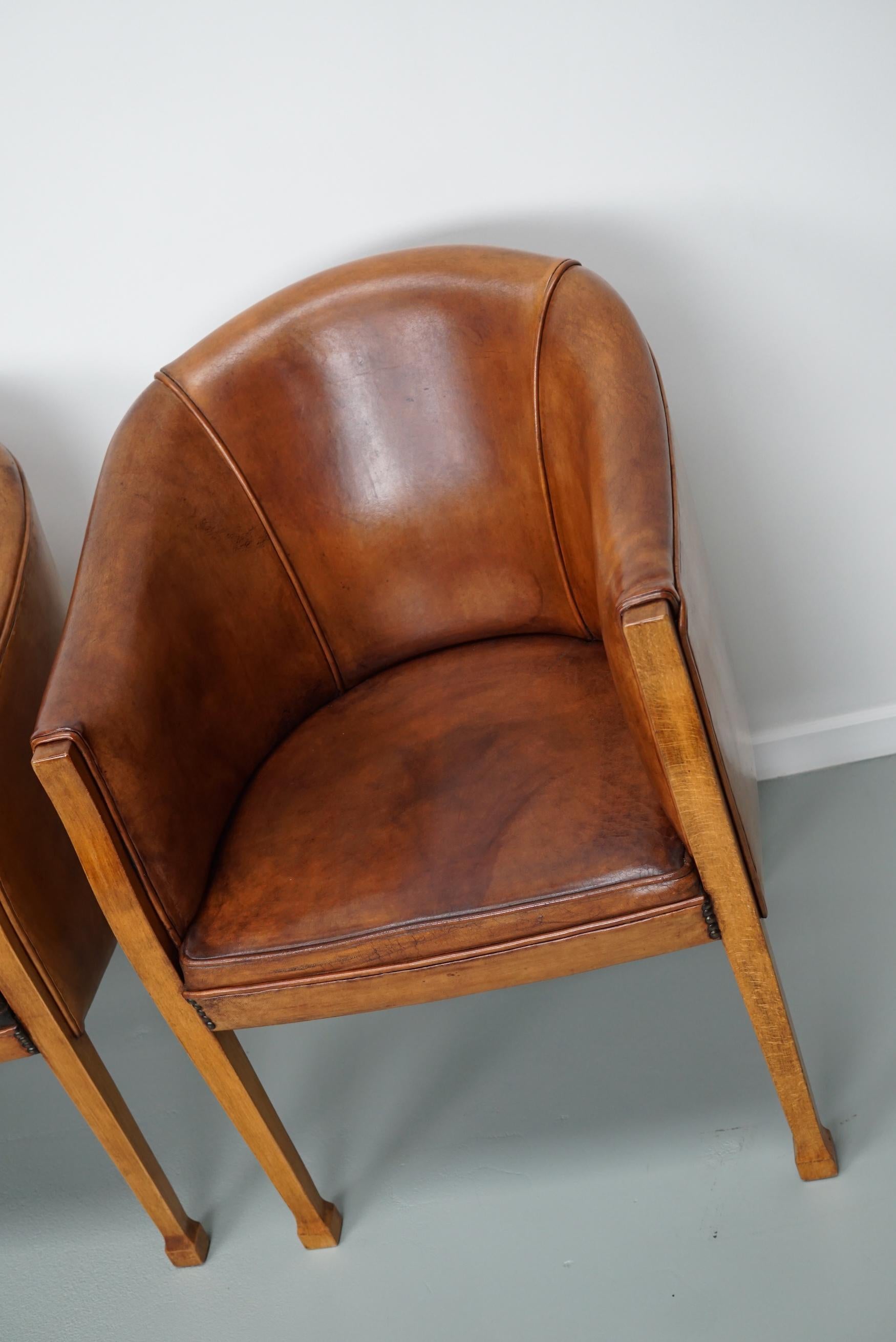 Cuir Ensemble de quatre fauteuils club néerlandais en cuir cognac de style Art déco  en vente