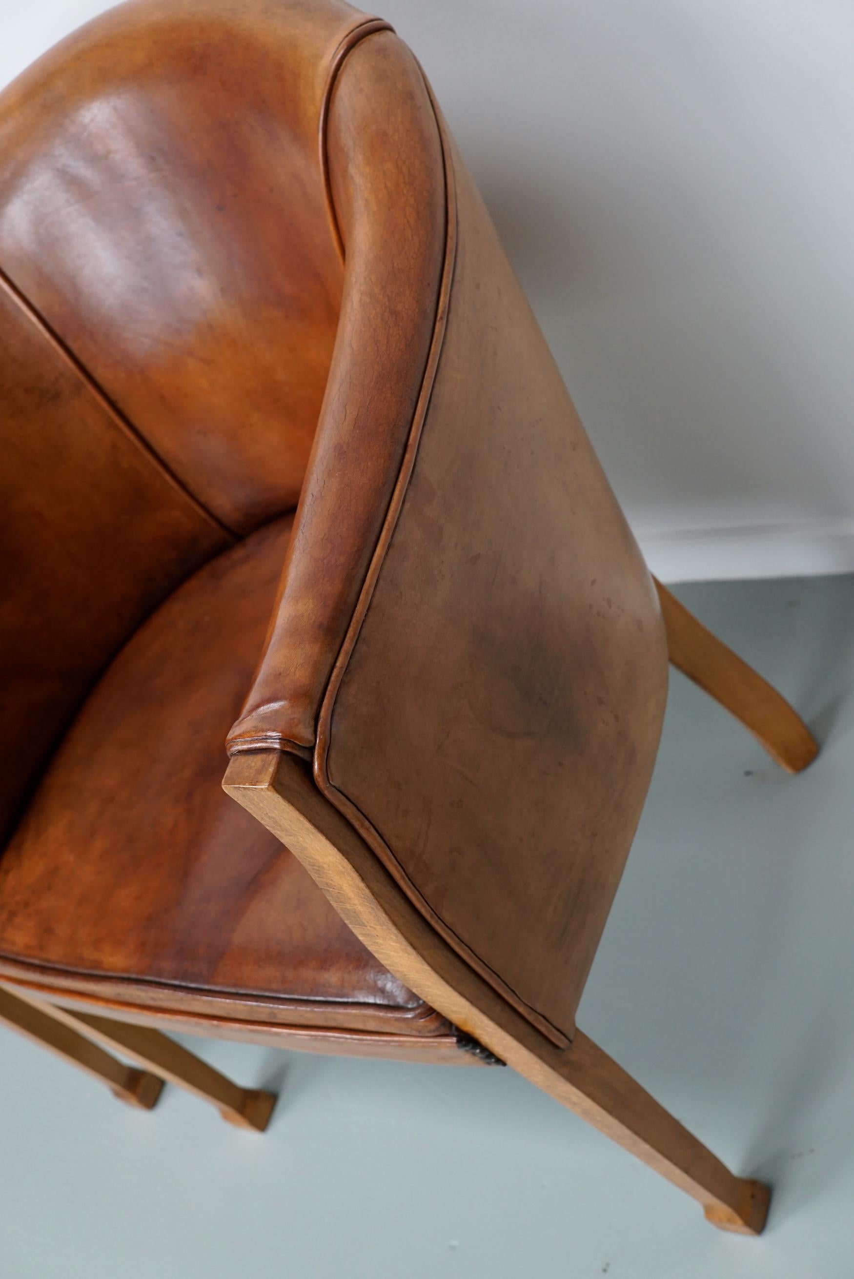 Ensemble de quatre fauteuils club néerlandais en cuir cognac de style Art déco  en vente 1