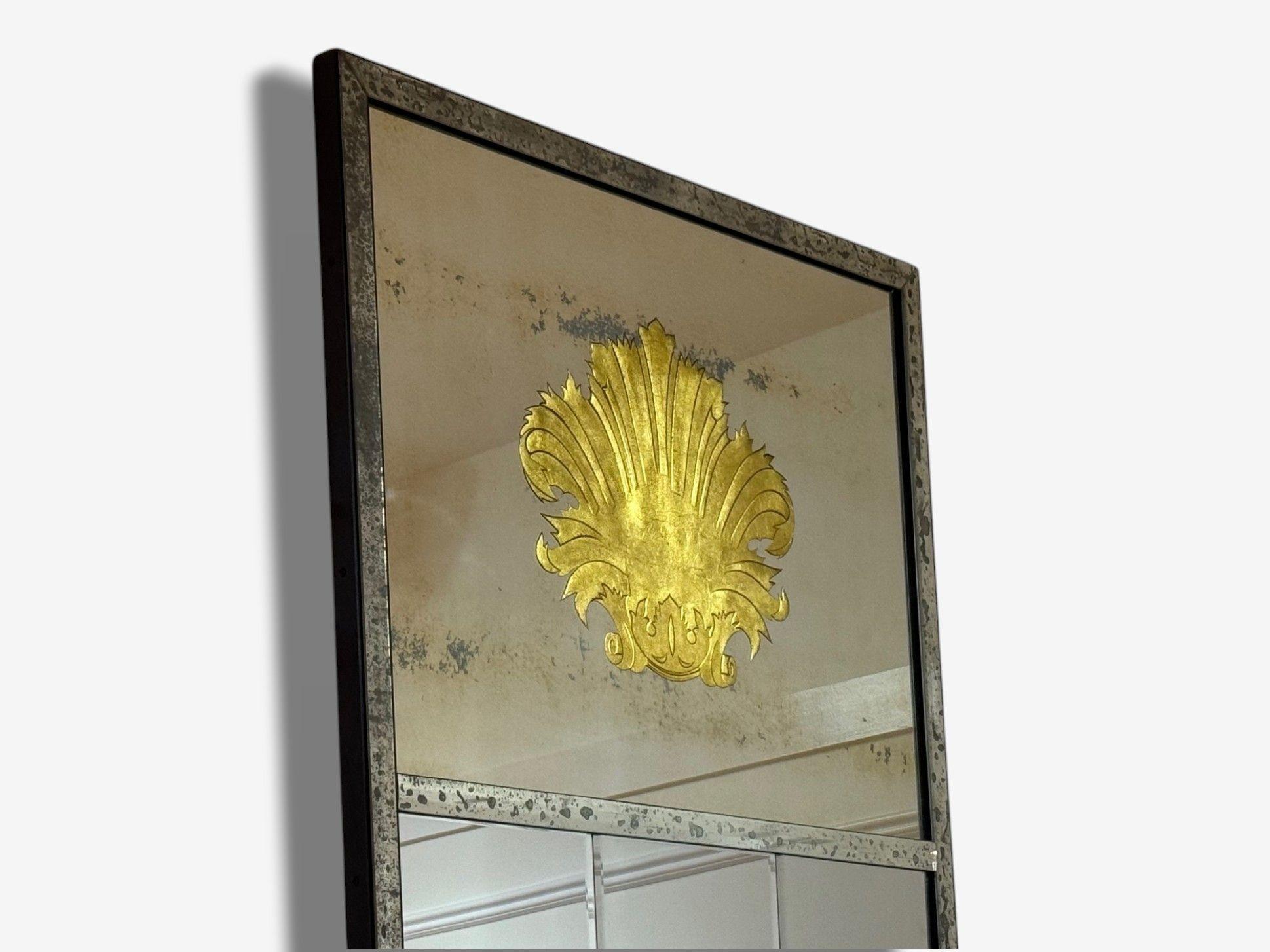 Art Deco Style, Eglomise Glass, Beveled Mirror, Monumental Wall Mirrors, 1960s In Good Condition For Sale In Manhasset, NY