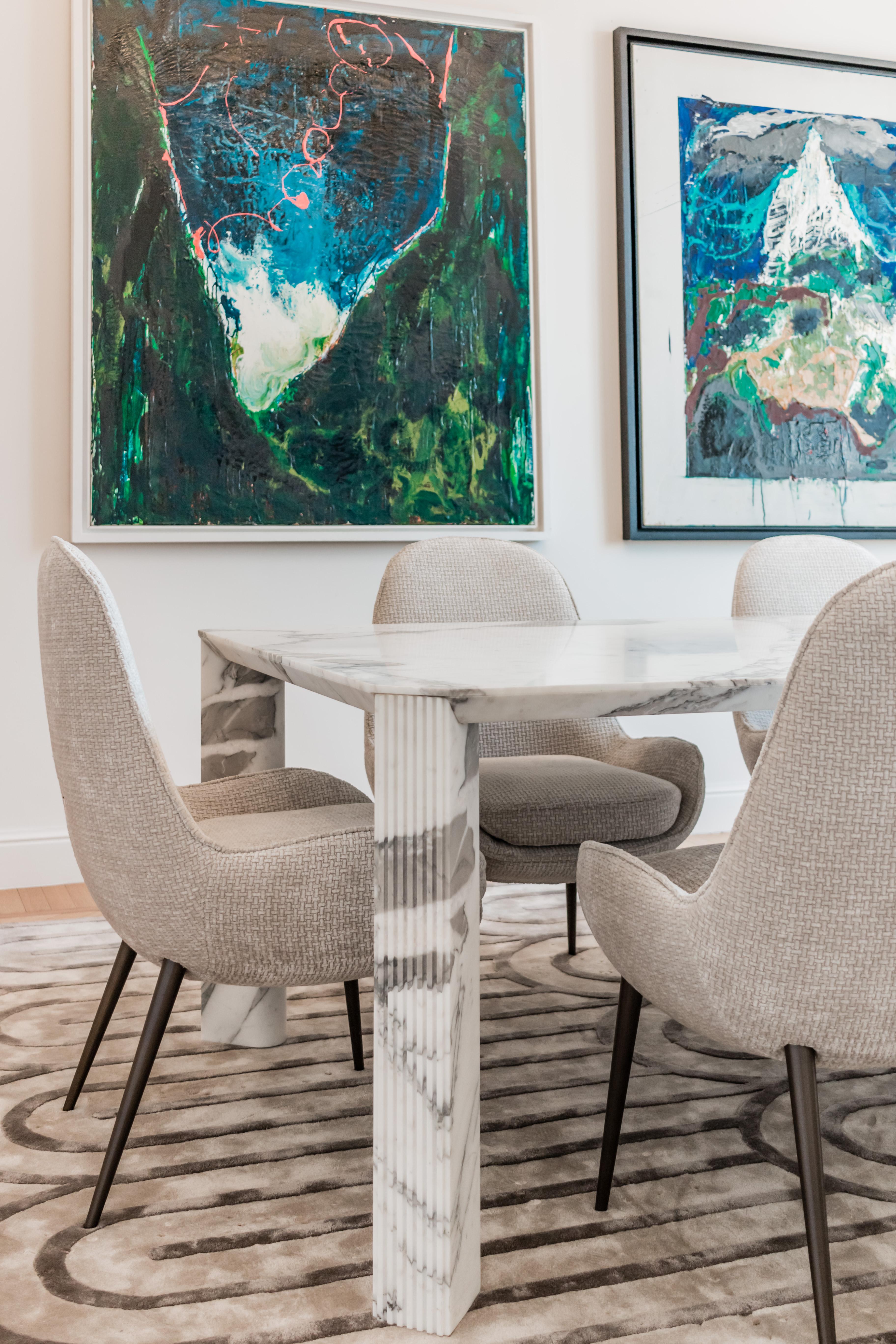 Art déco Table de salle à manger de style Art Déco Elie Saab Maison Calacatta en marbre doré, Italie en vente