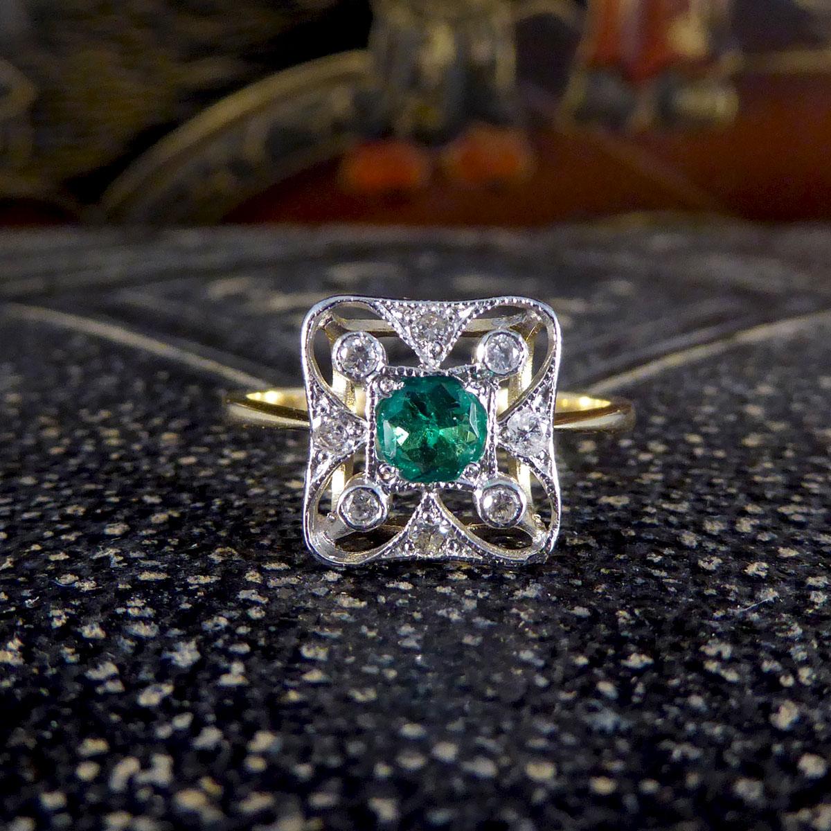 Art Deco Style Emerald and Diamond Ring in 18ct Yellow and White Gold 5