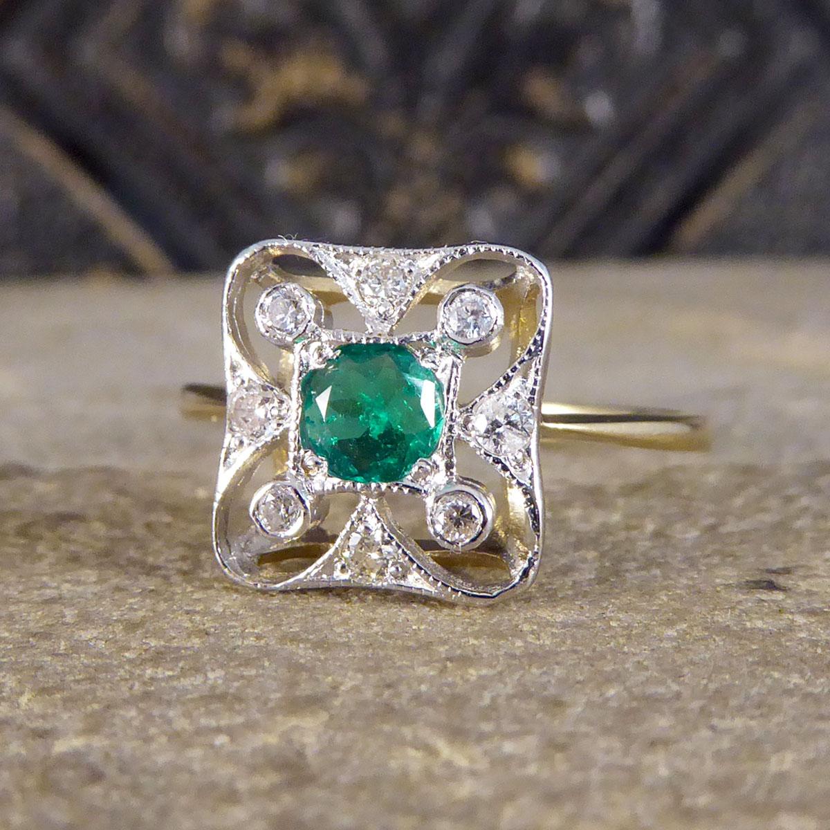 Women's or Men's Art Deco Style Emerald and Diamond Ring in 18ct Yellow and White Gold