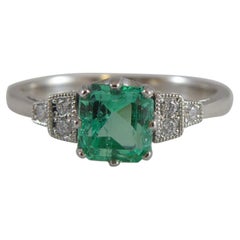 Art Deco Style Emerald and Diamond Ring in Platinum
