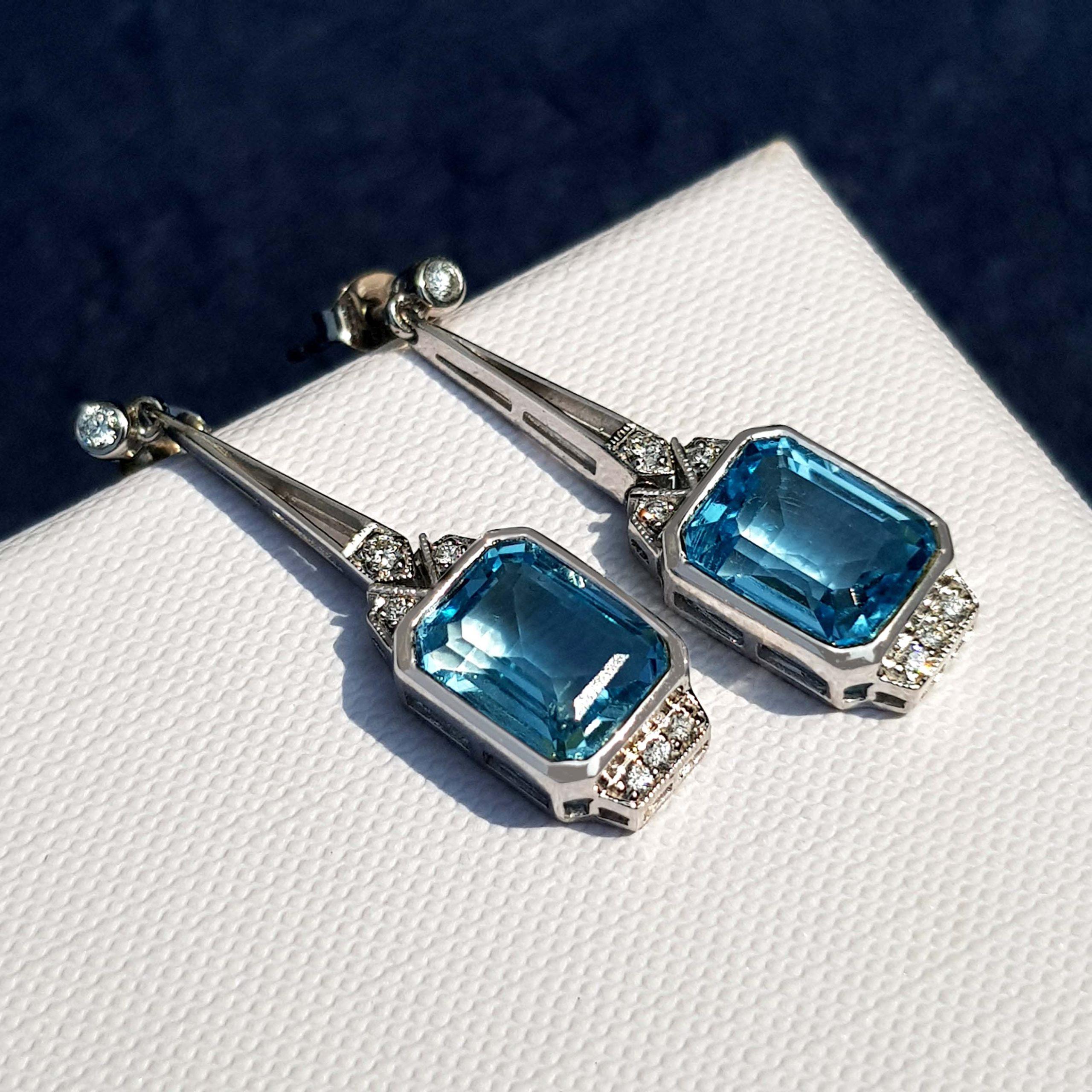 Taille émeraude Art Deco Style Emerald Cut Blue Topaz & Diamond Drop 14K White Gold Earrings en vente