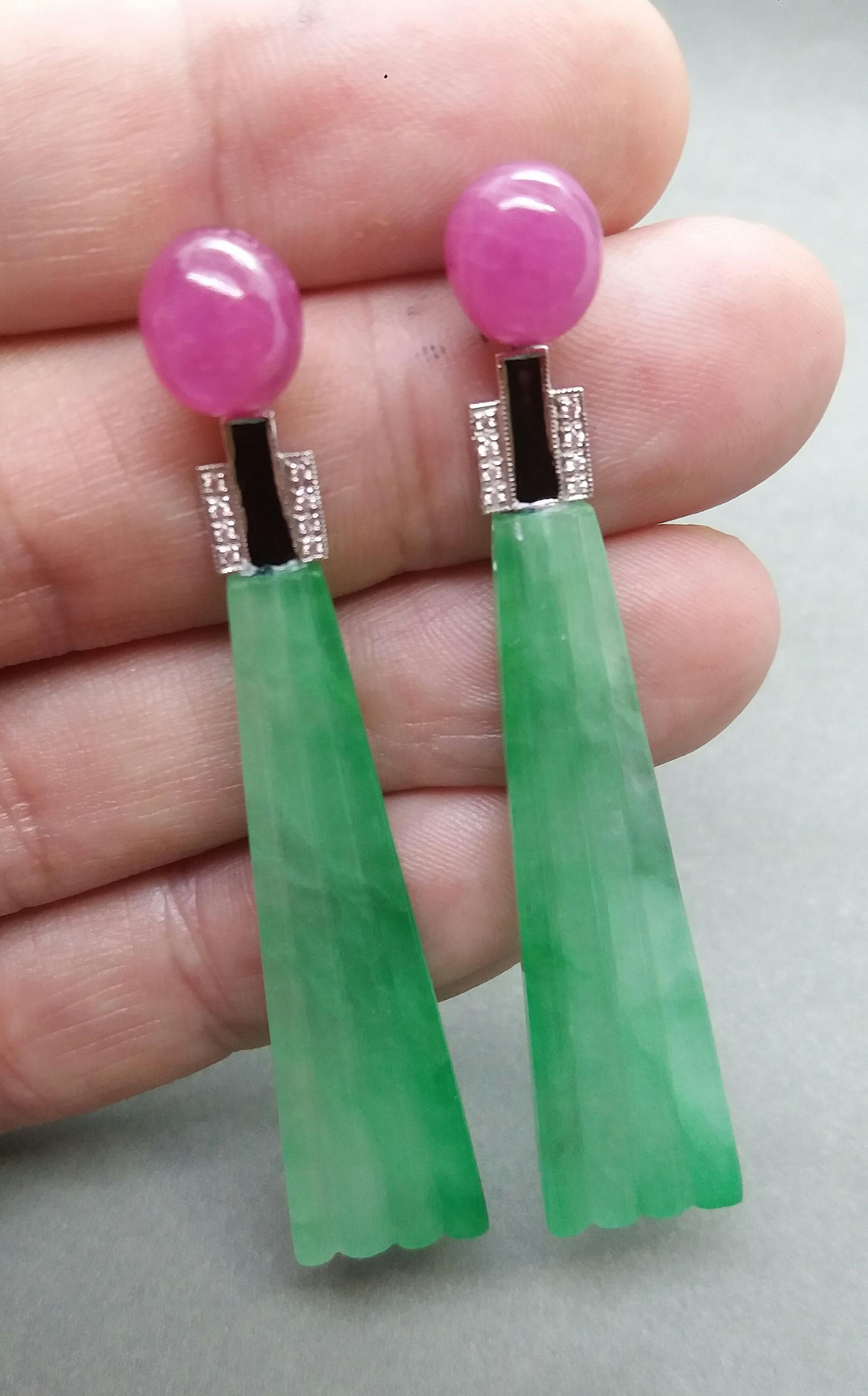 Art Deco Style Engraved Burma Jade Enamel Ruby Gold Diamonds Trapeze Earrings In Good Condition For Sale In Bangkok, TH