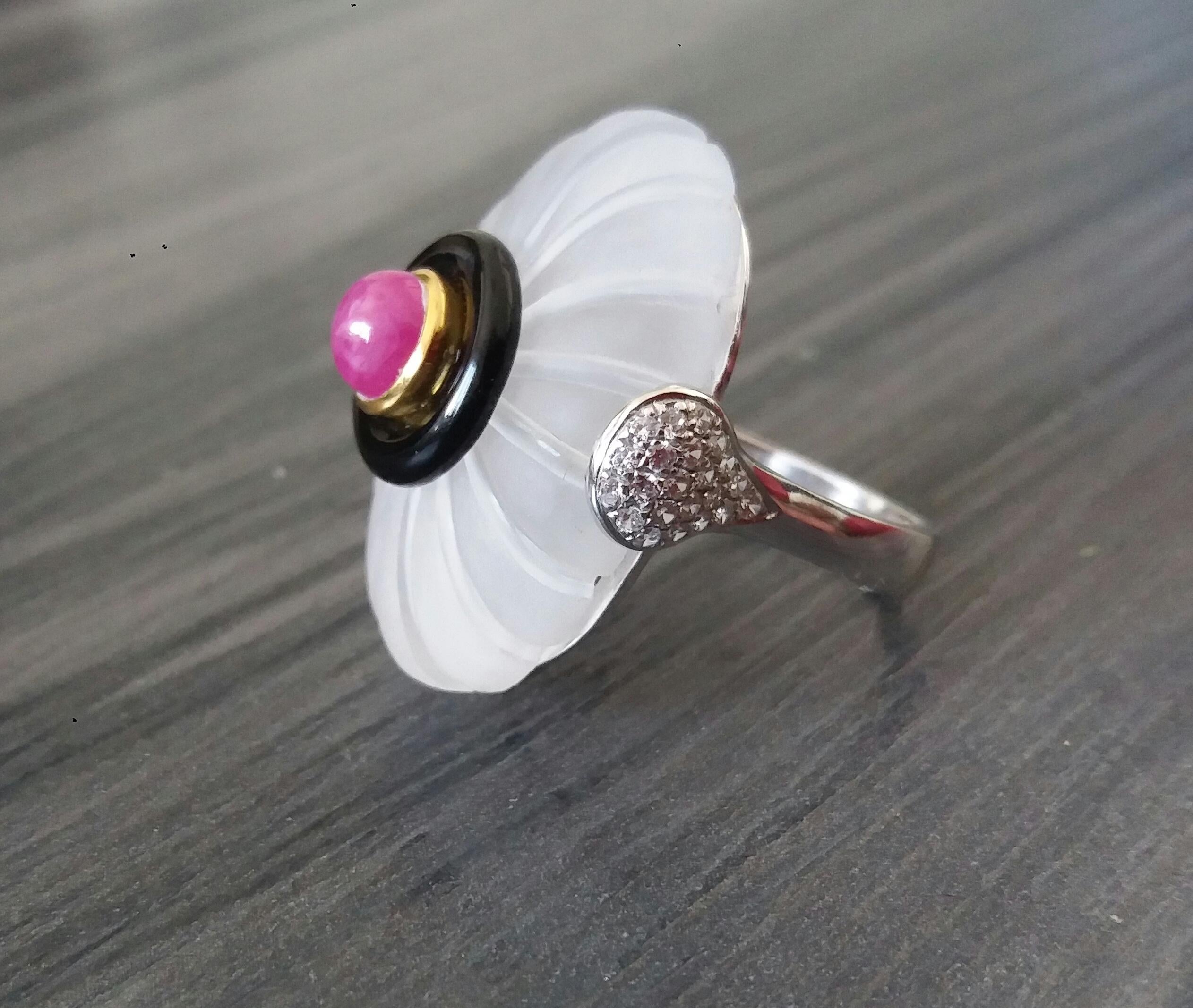 For Sale:  Art Deco Style Engraved Quartz Black Onyx Ruby Cab Gold Diamonds Cocktail Ring 5