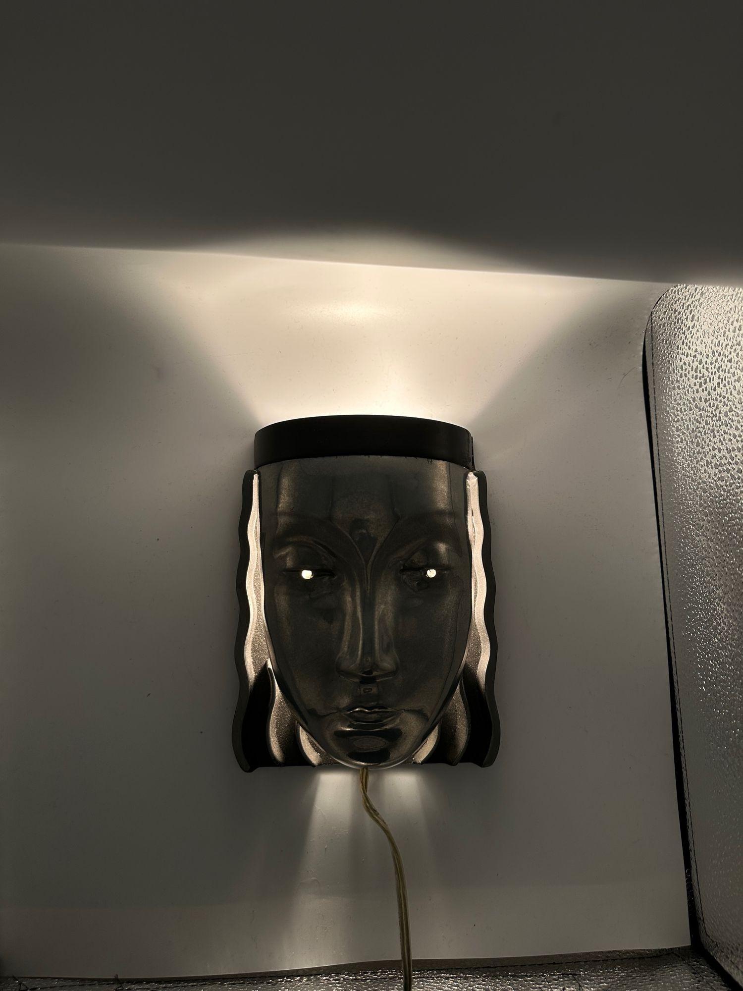 Lampada da parete a maschera femminile in stile Art Déco in vendita 4