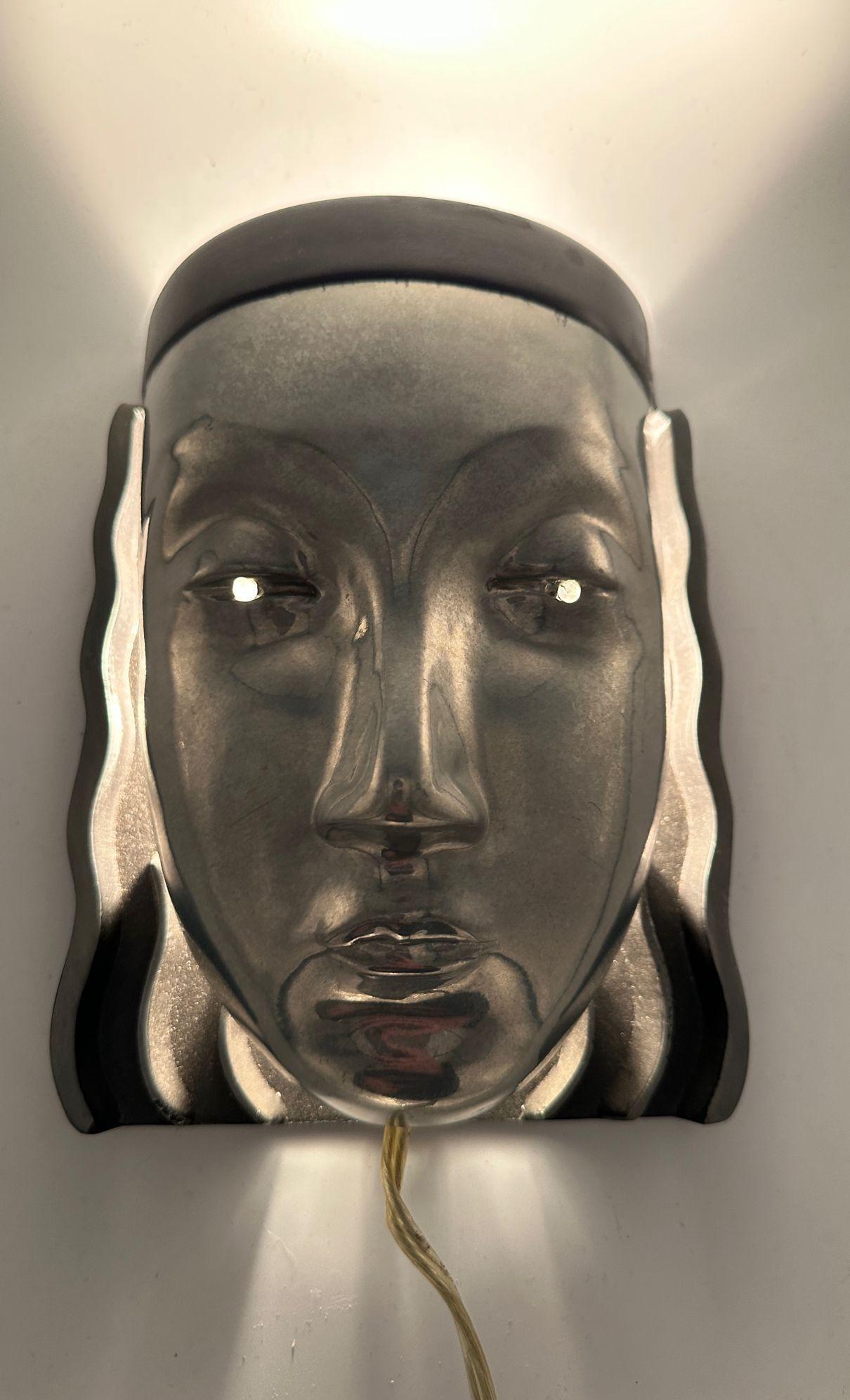 Lampada da parete a maschera femminile in stile Art Déco in vendita 3