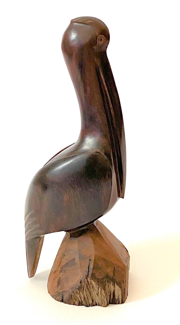 Sculpté à la main Figure d'un pélican de style Art Déco en vente