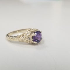 Art Deco Style Filigree 14 Karat Yellow Gold Amethyst and Diamond Ring