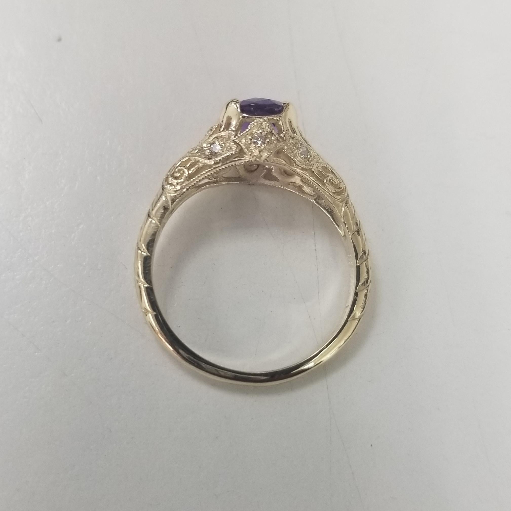 Art Deco Style Filigree 14 Karat Yellow Gold Amethyst and Diamond Ring In New Condition For Sale In Los Angeles, CA