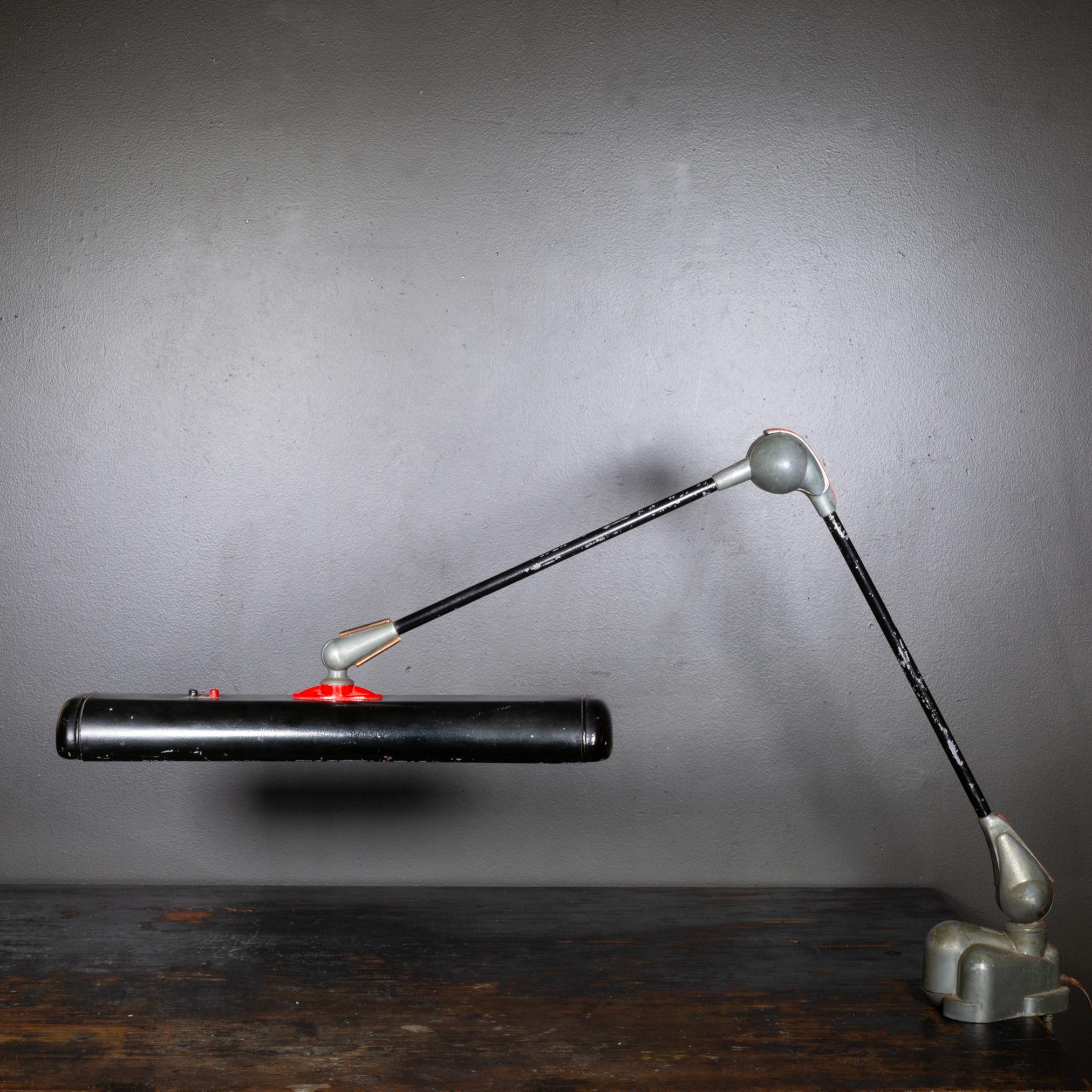 20th Century Art Deco Style Flexo Industrial Task Lamp c.1942 For Sale