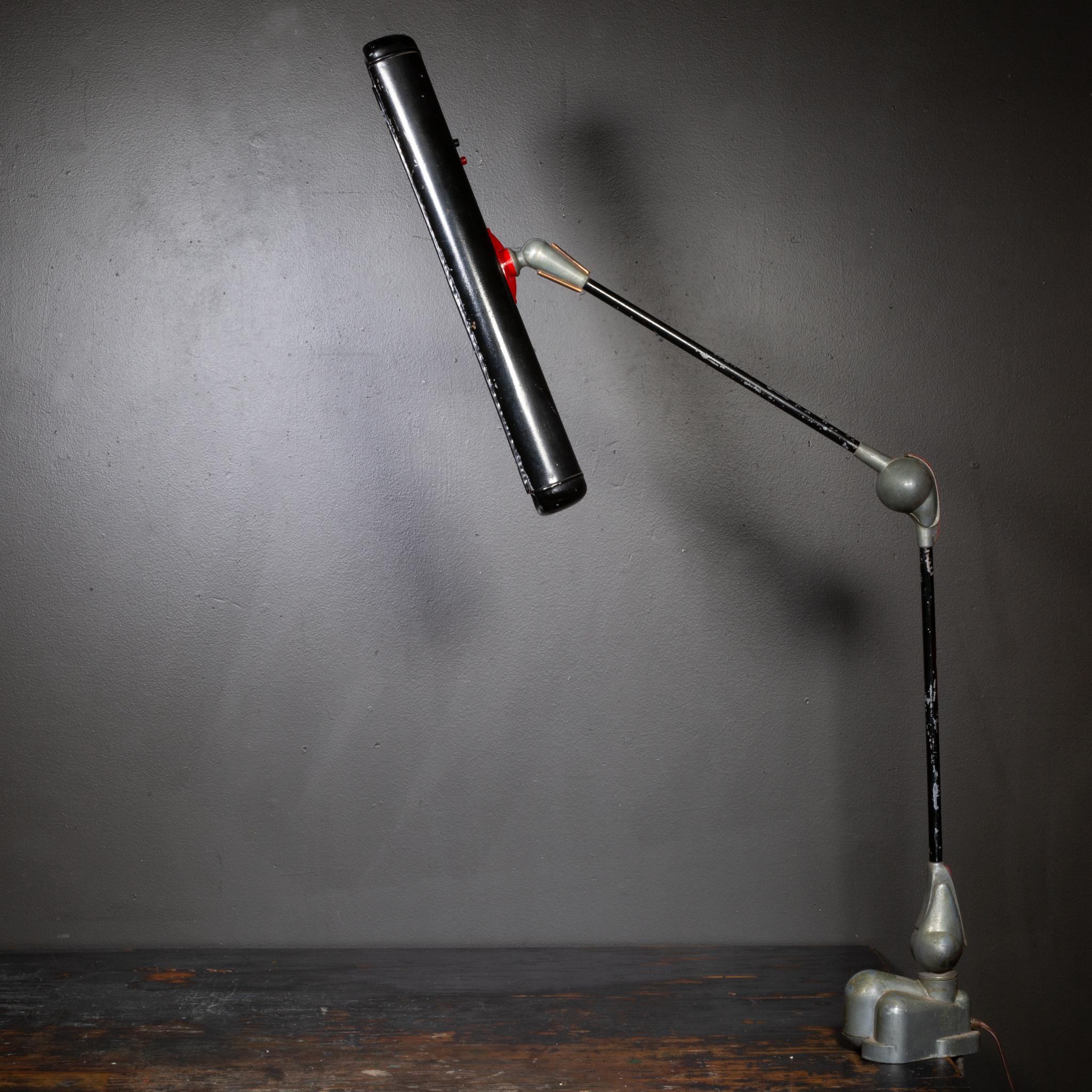 Art Deco Style Flexo Industrial Task Lamp c.1942 For Sale 1