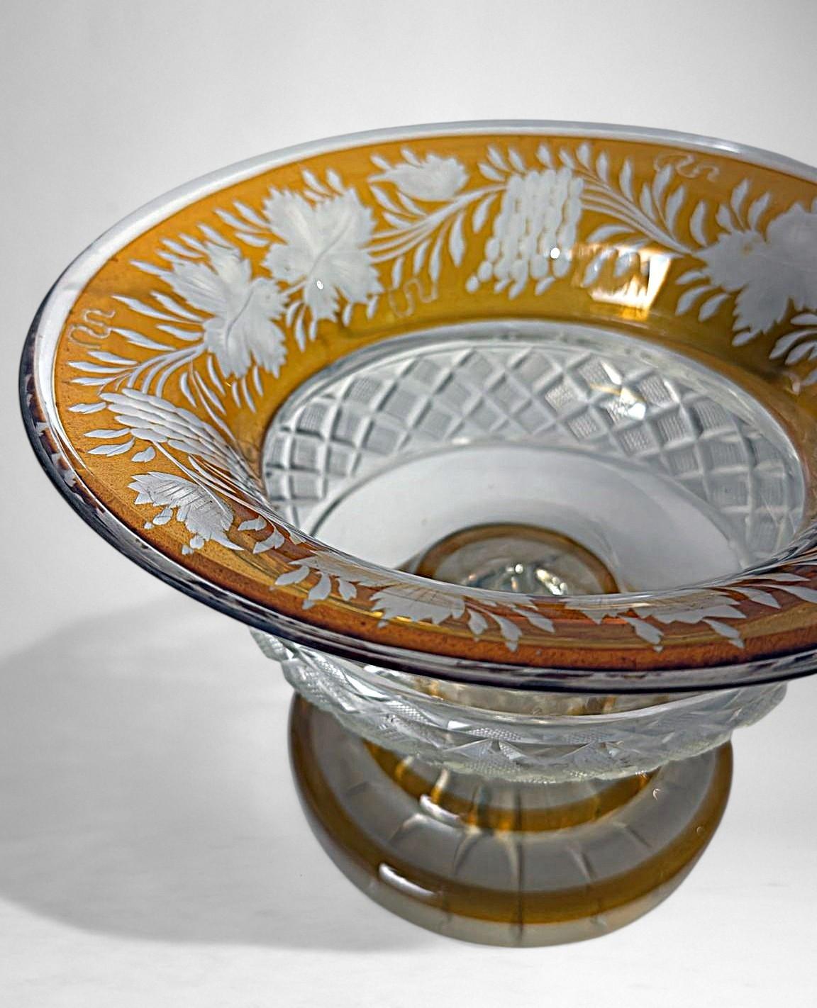 Coupe en cristal taillé de style Art Déco en vente 1