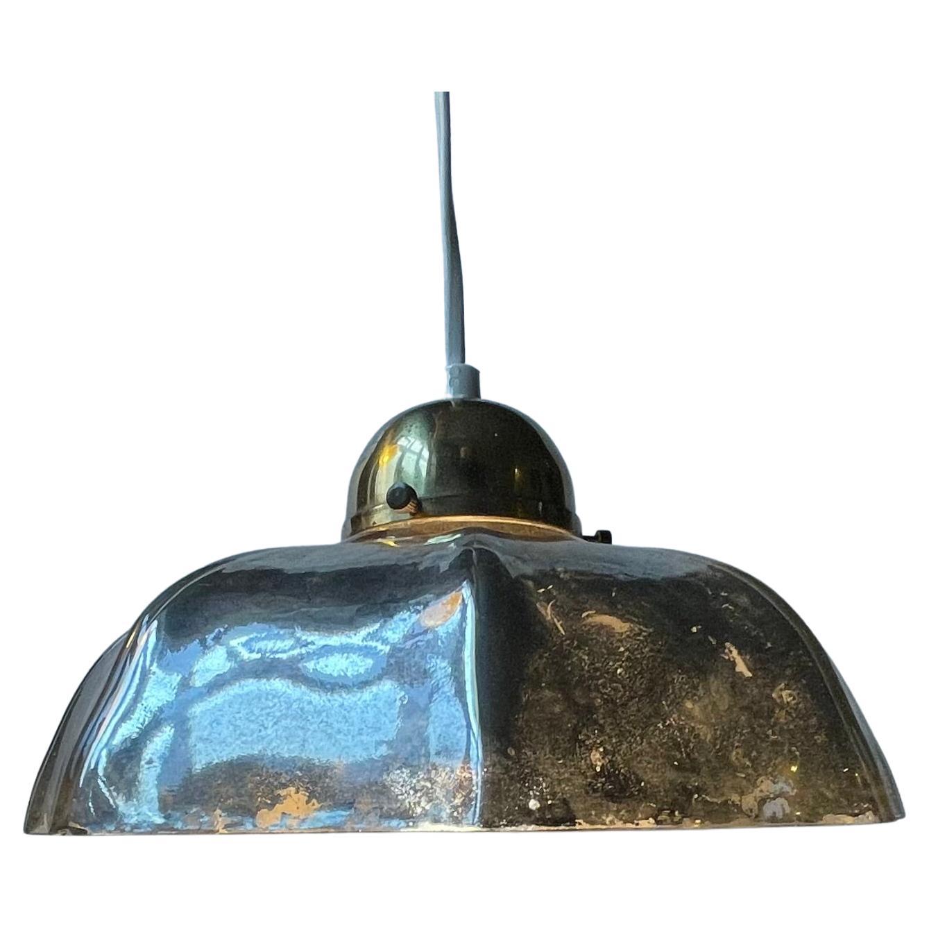 Art Deco style French Octagonal Silver Glass Pendant Lamp For Sale 1