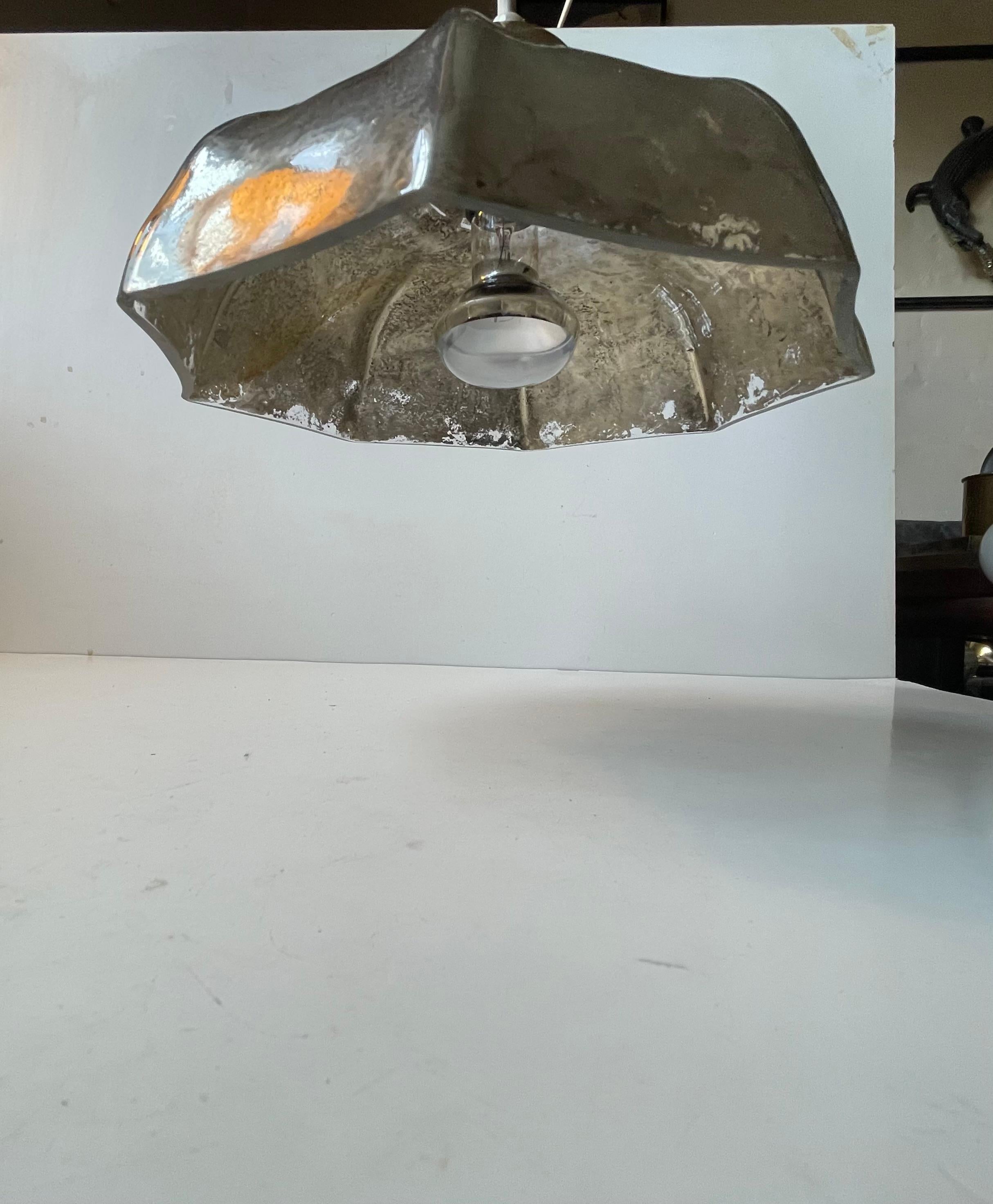 Art Deco style French Octagonal Silver Glass Pendant Lamp For Sale 3