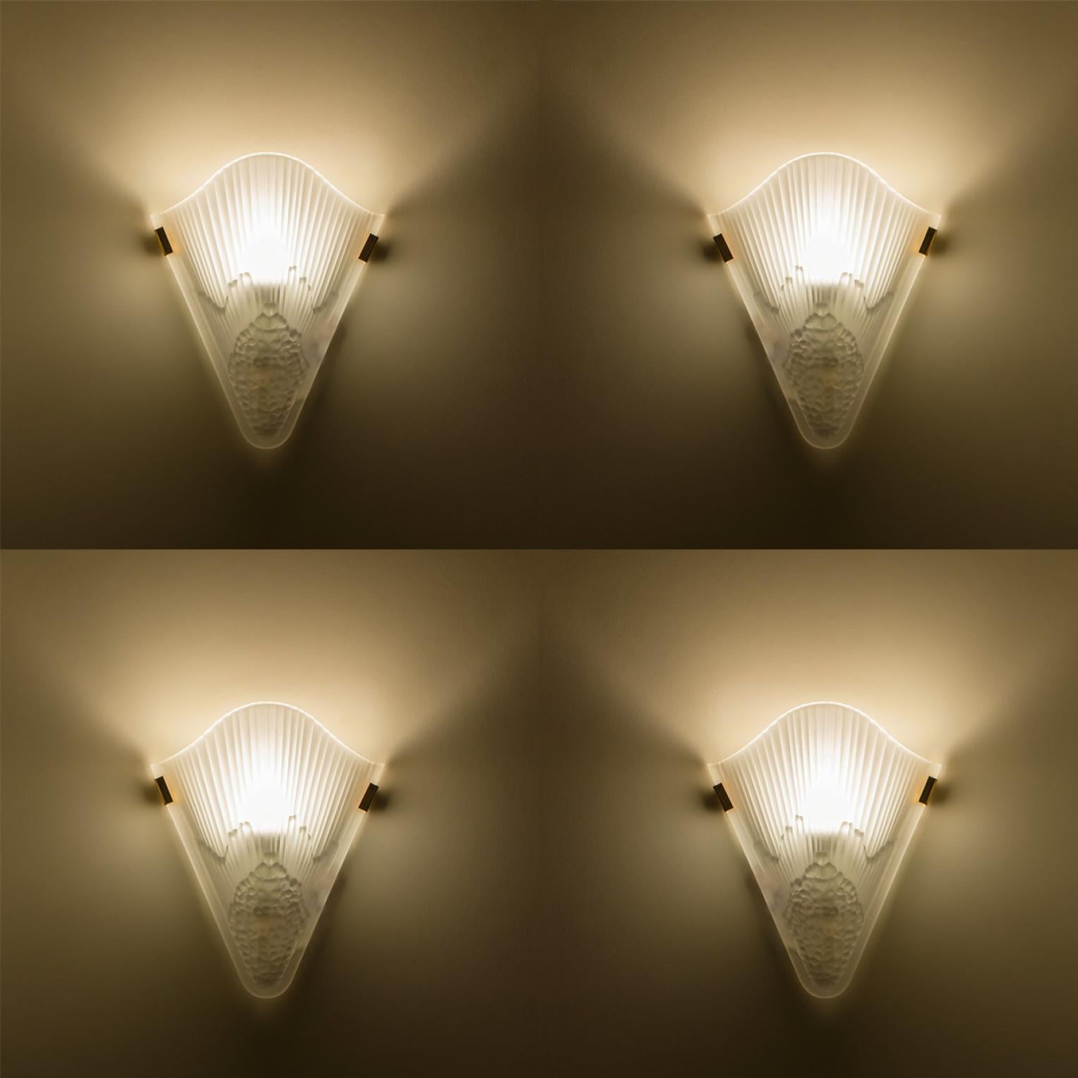 Art Deco Style Frosted Glass Glass Wall Lights, 1960 For Sale 7