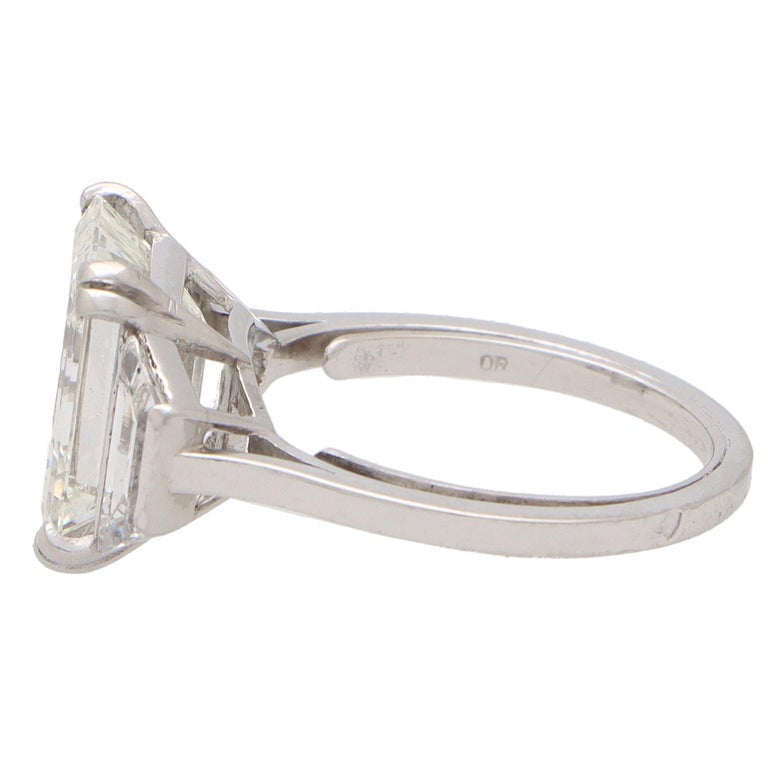 Women's or Men's Art Deco Style GIA Certified Emerald Cut Diamond Ring Set in Platinum For Sale