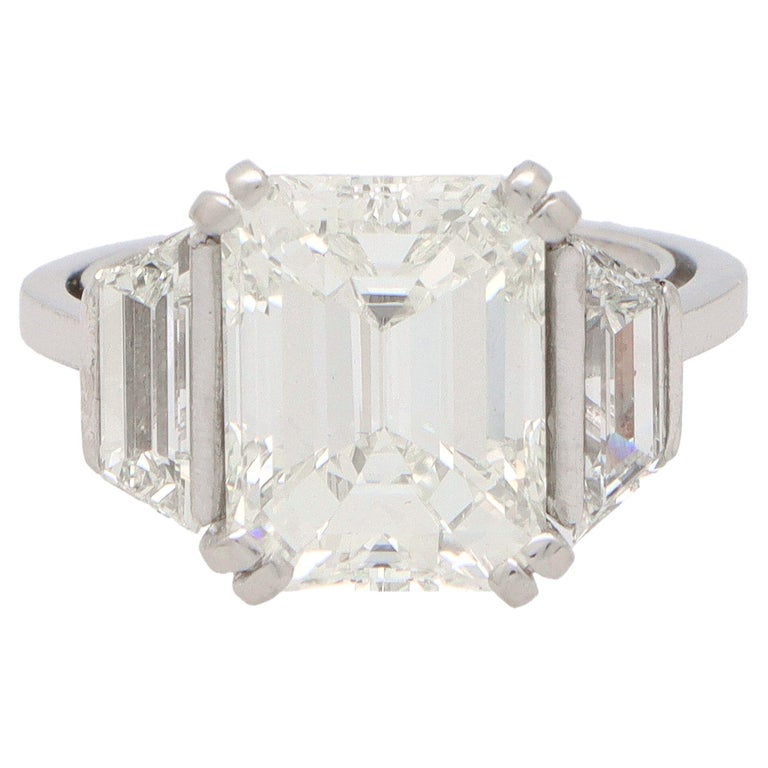 Art Deco Style GIA Certified Emerald Cut Diamond Ring Set in Platinum For Sale