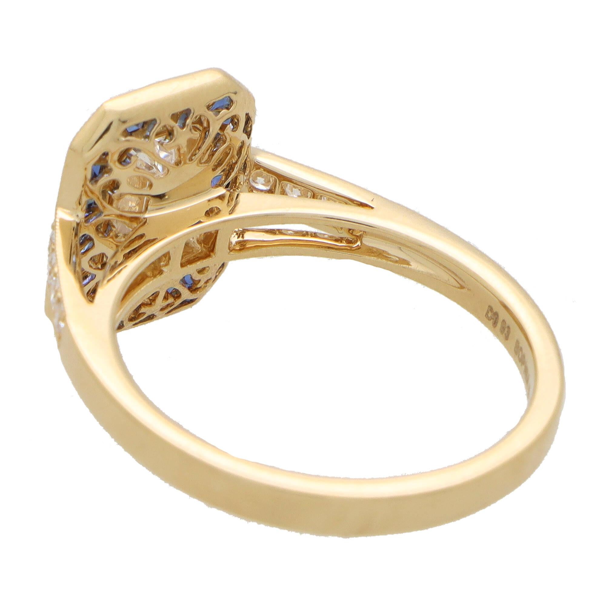 Art Deco Style GIA D-Colored Diamond and Sapphire Target Ring in 18k Yellow Gold In Excellent Condition For Sale In London, GB
