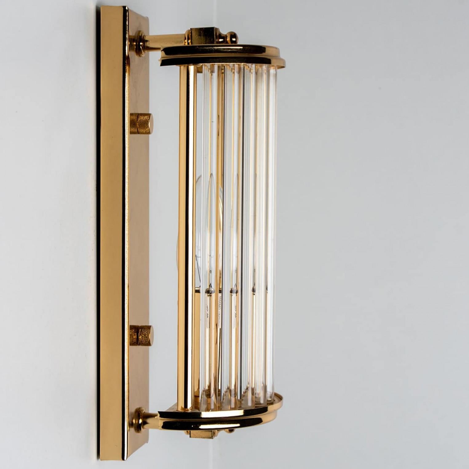 Art Deco Style Glass and Brass Wall lights, Italy 1970 For Sale 4