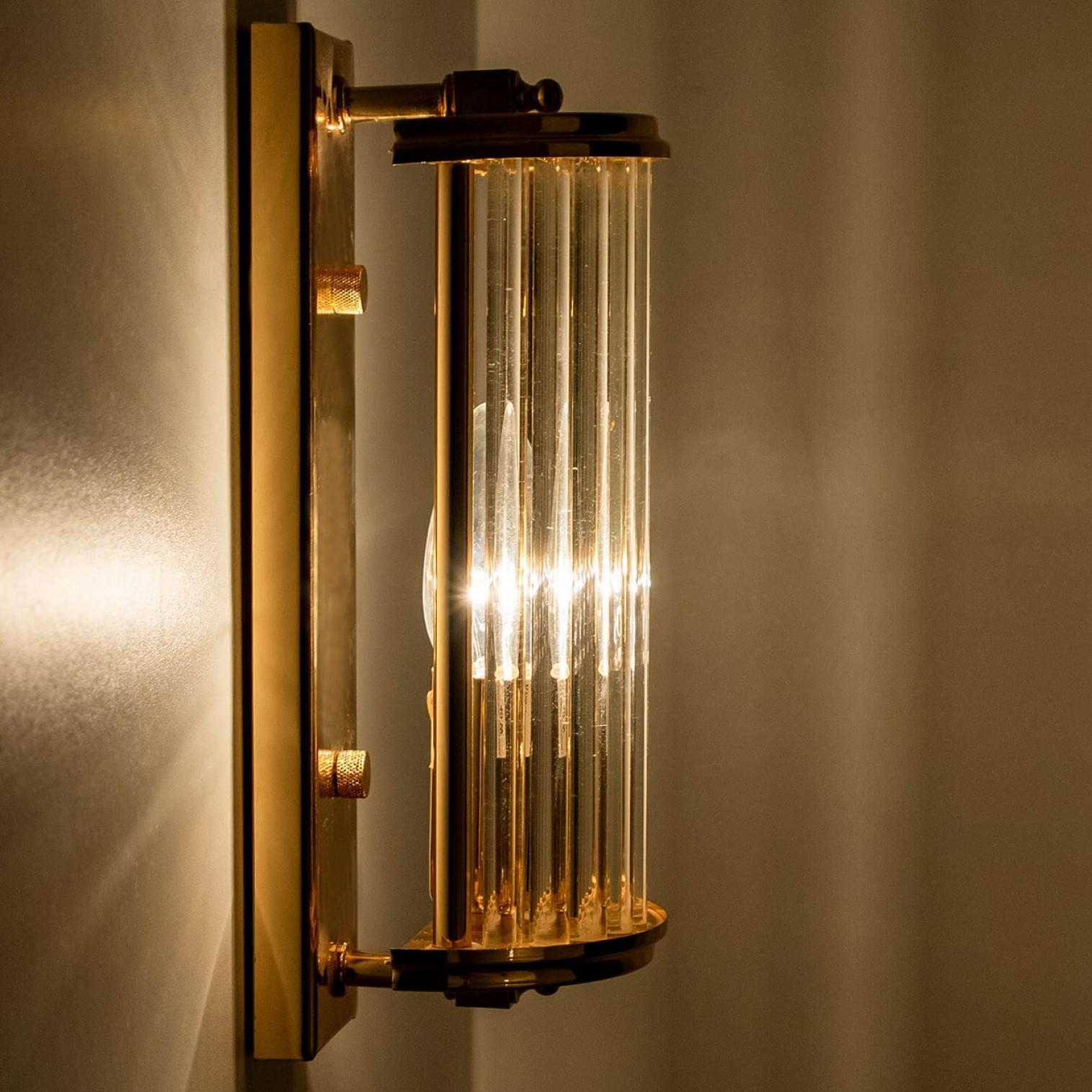 Art Deco Style Glass and Brass Wall lights, Italy 1970 For Sale 8