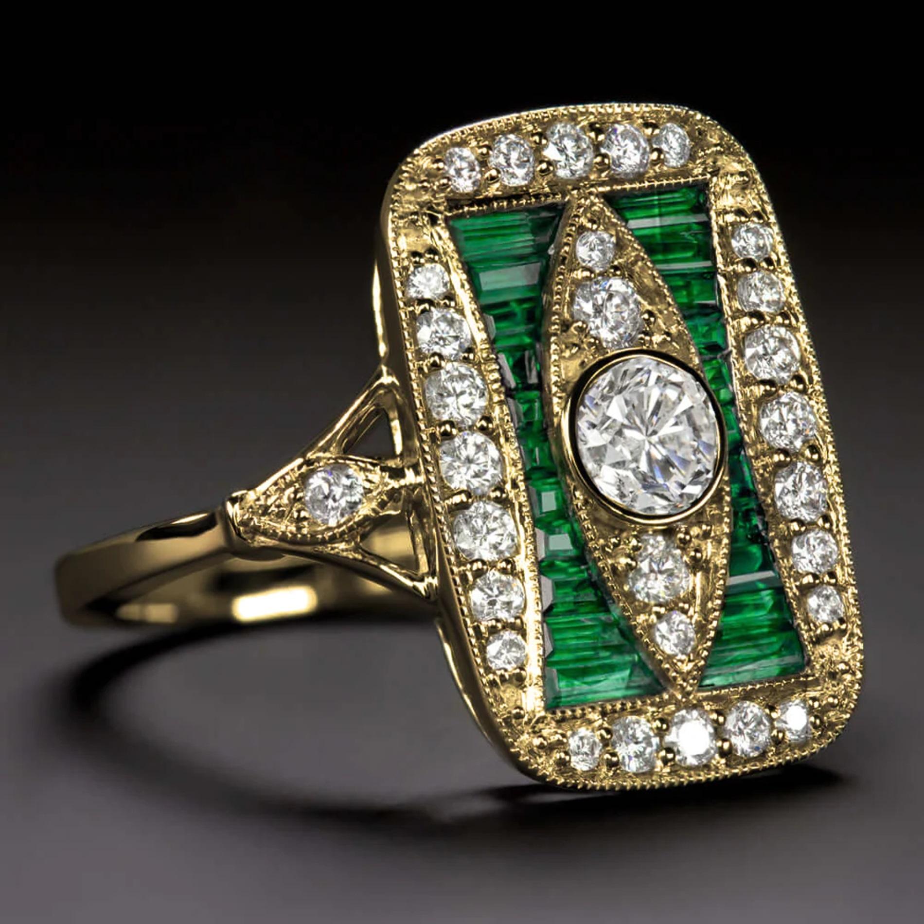 Art Deco Style Green Emeralds Diamond Yellow Gold Ring In New Condition For Sale In Rome, IT