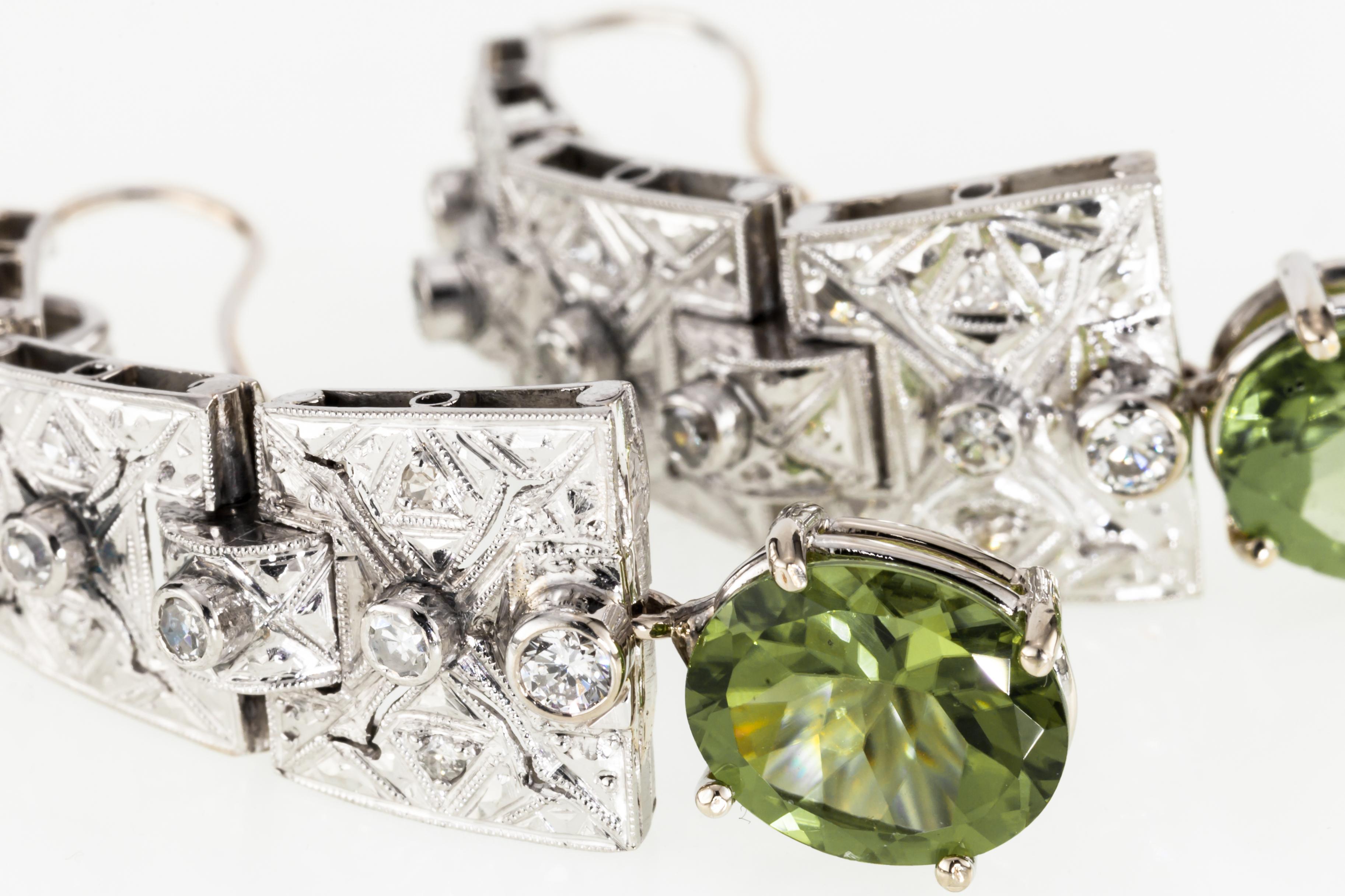 Art Deco Style Green Peridot and Diamonds Dangle Earrings Set in 14 Karat Gold For Sale 4