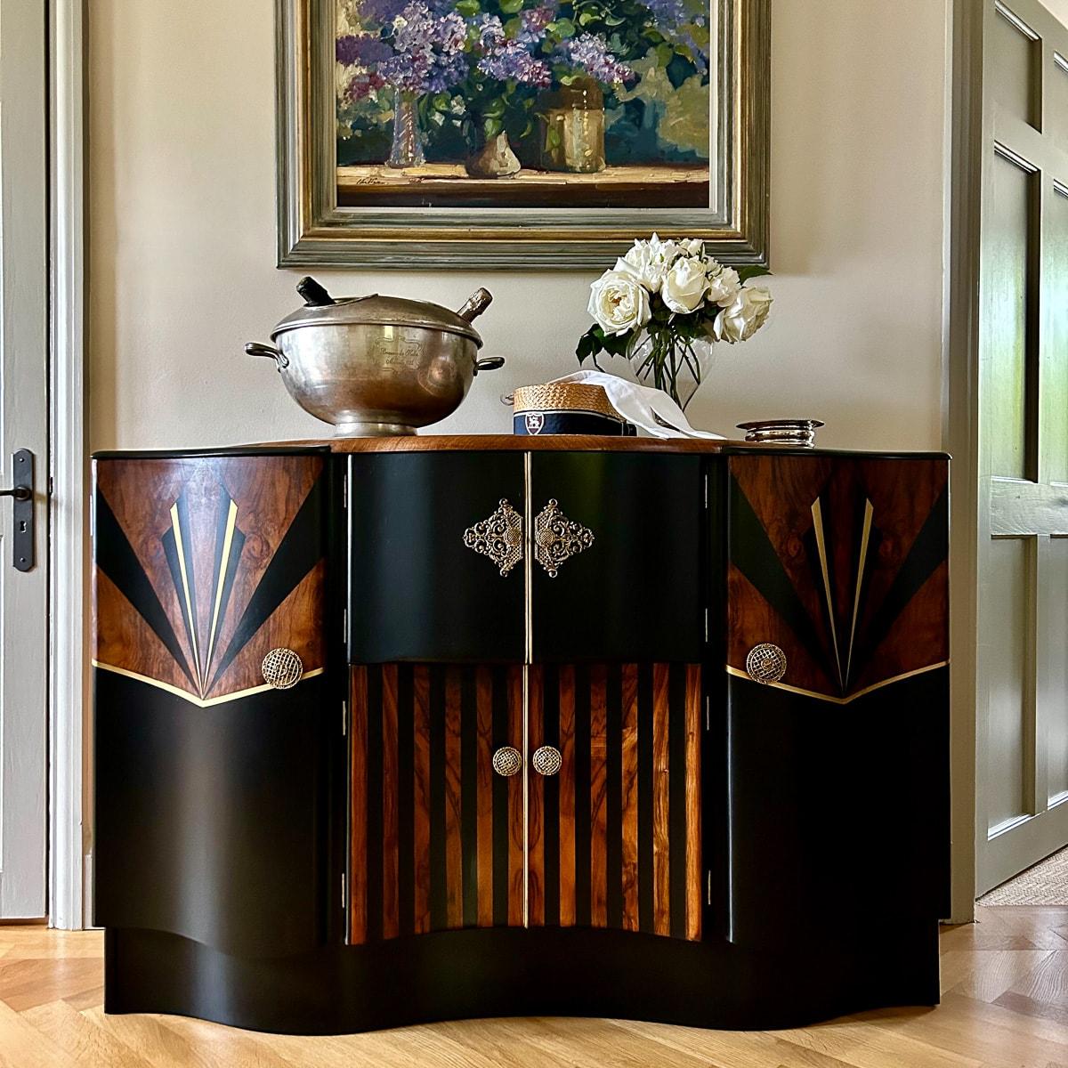 English Art Deco Style Hand Painted Walnut Veneered Cocktail Bar Cabinet For Sale