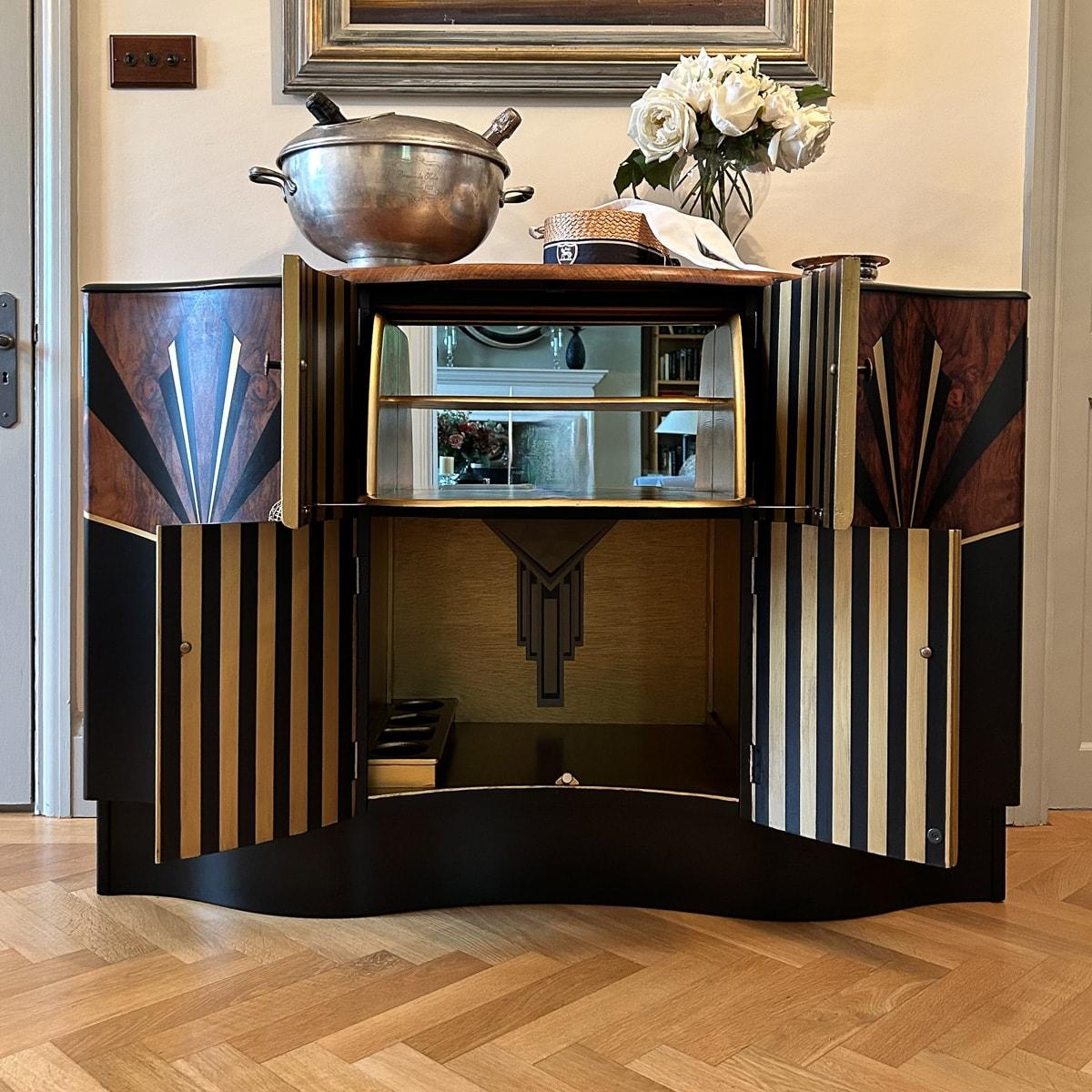 20th Century Art Deco Style Hand Painted Walnut Veneered Cocktail Bar Cabinet For Sale