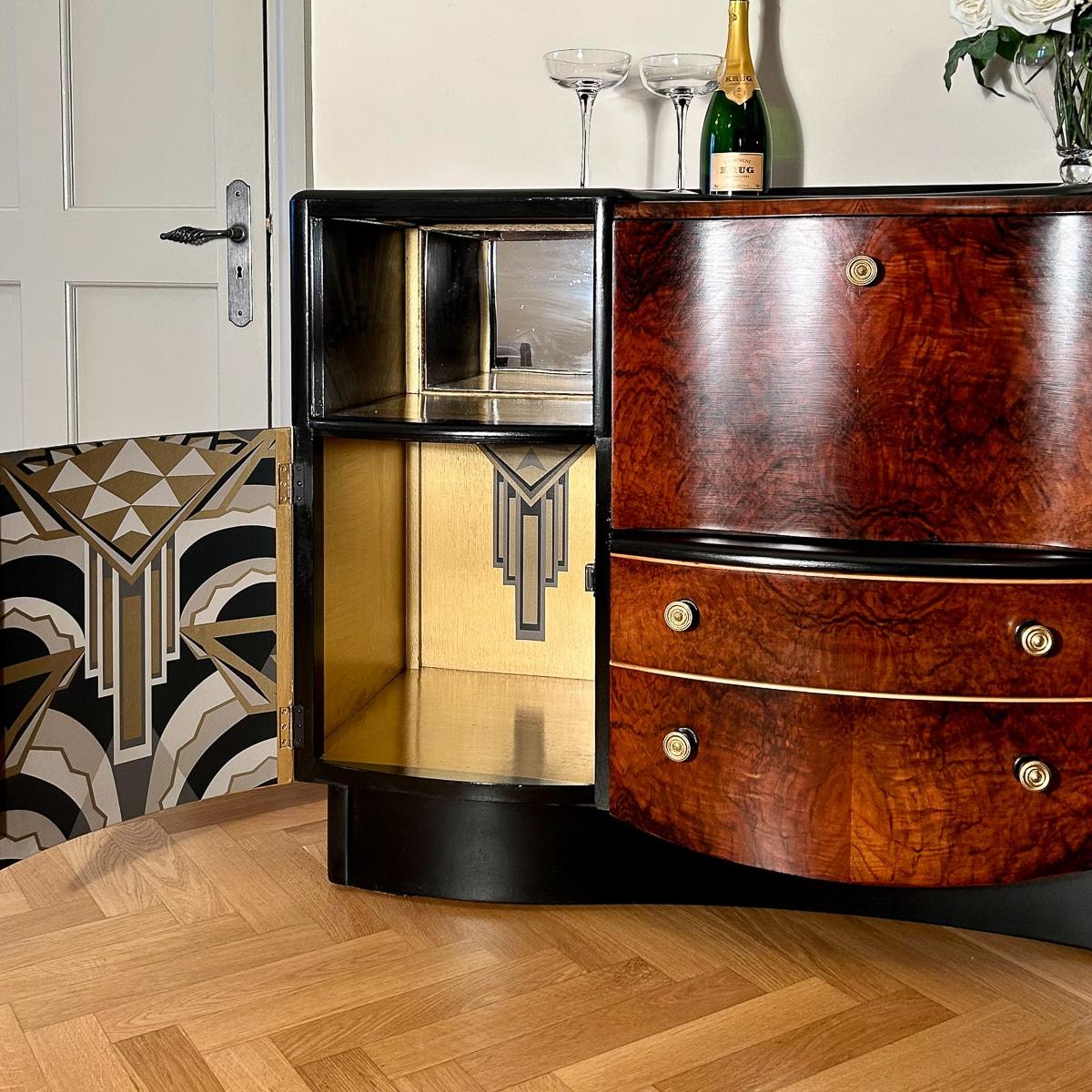 Mirror Art Deco Style Hand Painted Walnut Veneered Cocktail Bar Cabinet