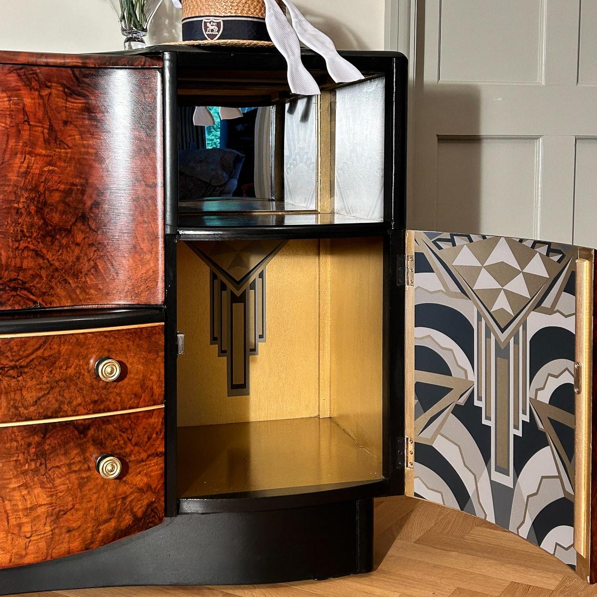 Art Deco Style Hand Painted Walnut Veneered Cocktail Bar Cabinet In Good Condition In Royal Tunbridge Wells, Kent
