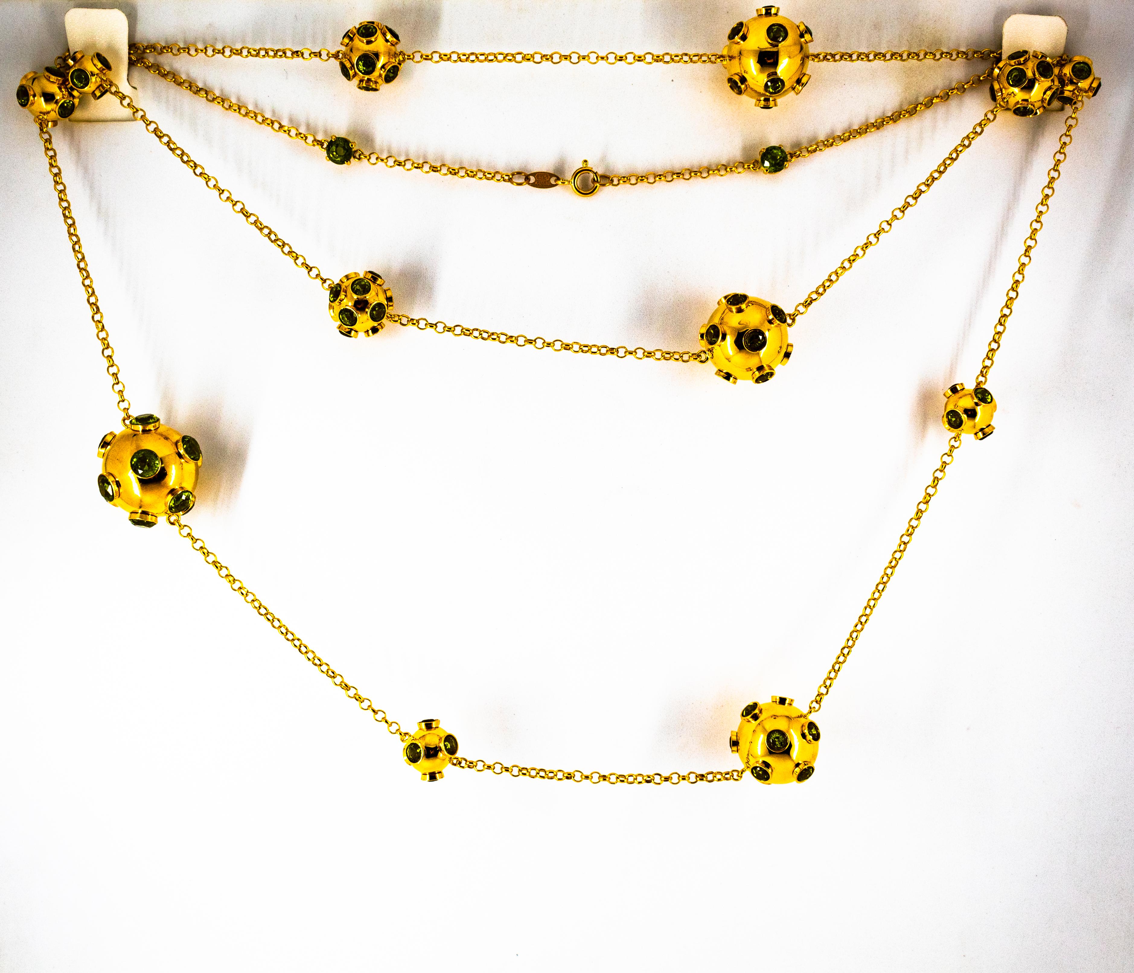 Collier en goutte de style Art déco en or jaune avec péridots de 50,00 carats, fabriqué à la main en vente 12