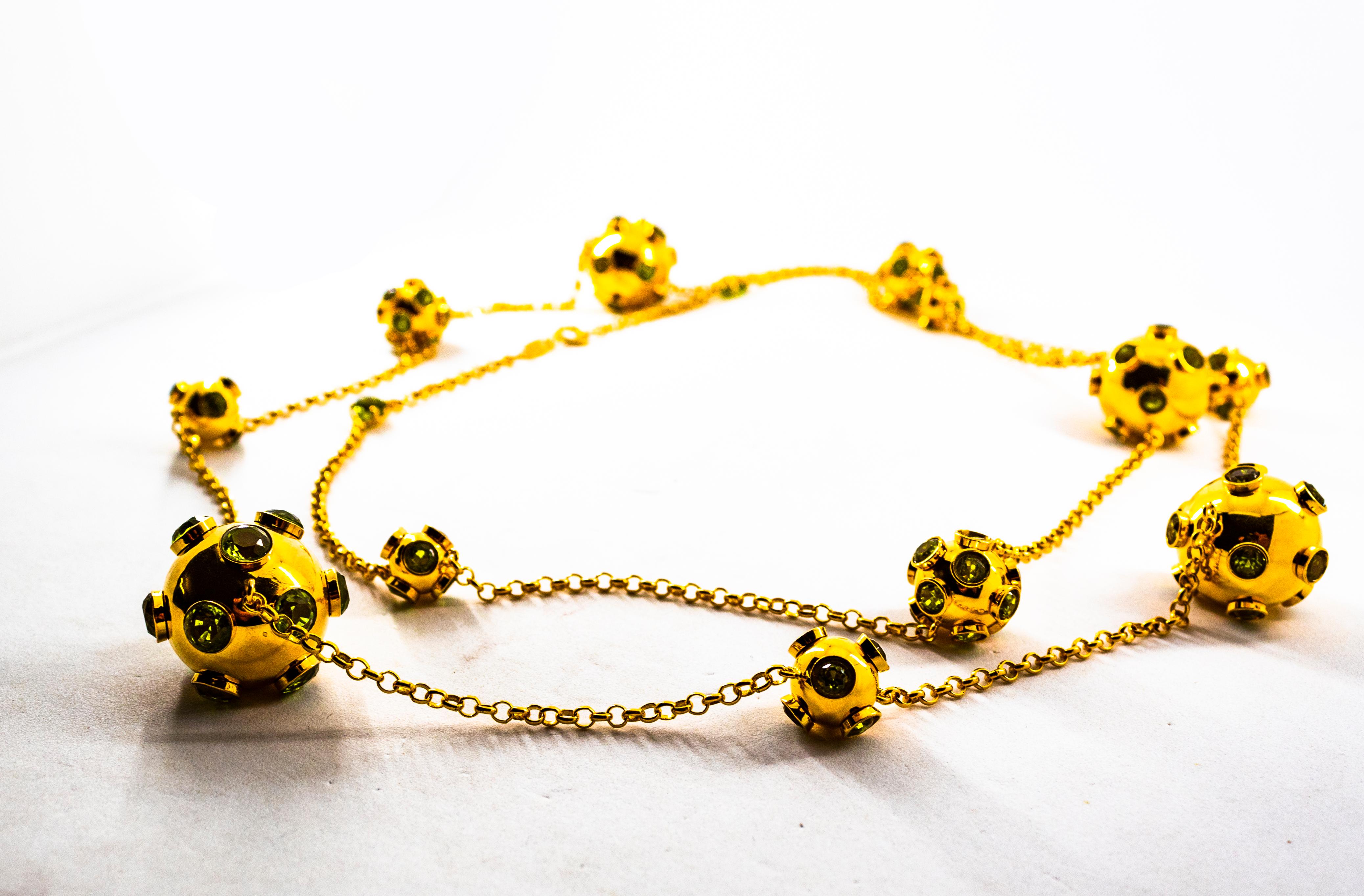 Handgefertigte Gelbgold-Tropfen-Halskette im Art-déco-Stil mit 50.00 Karat Peridot in Gelbgold (Gemischter Schliff) im Angebot