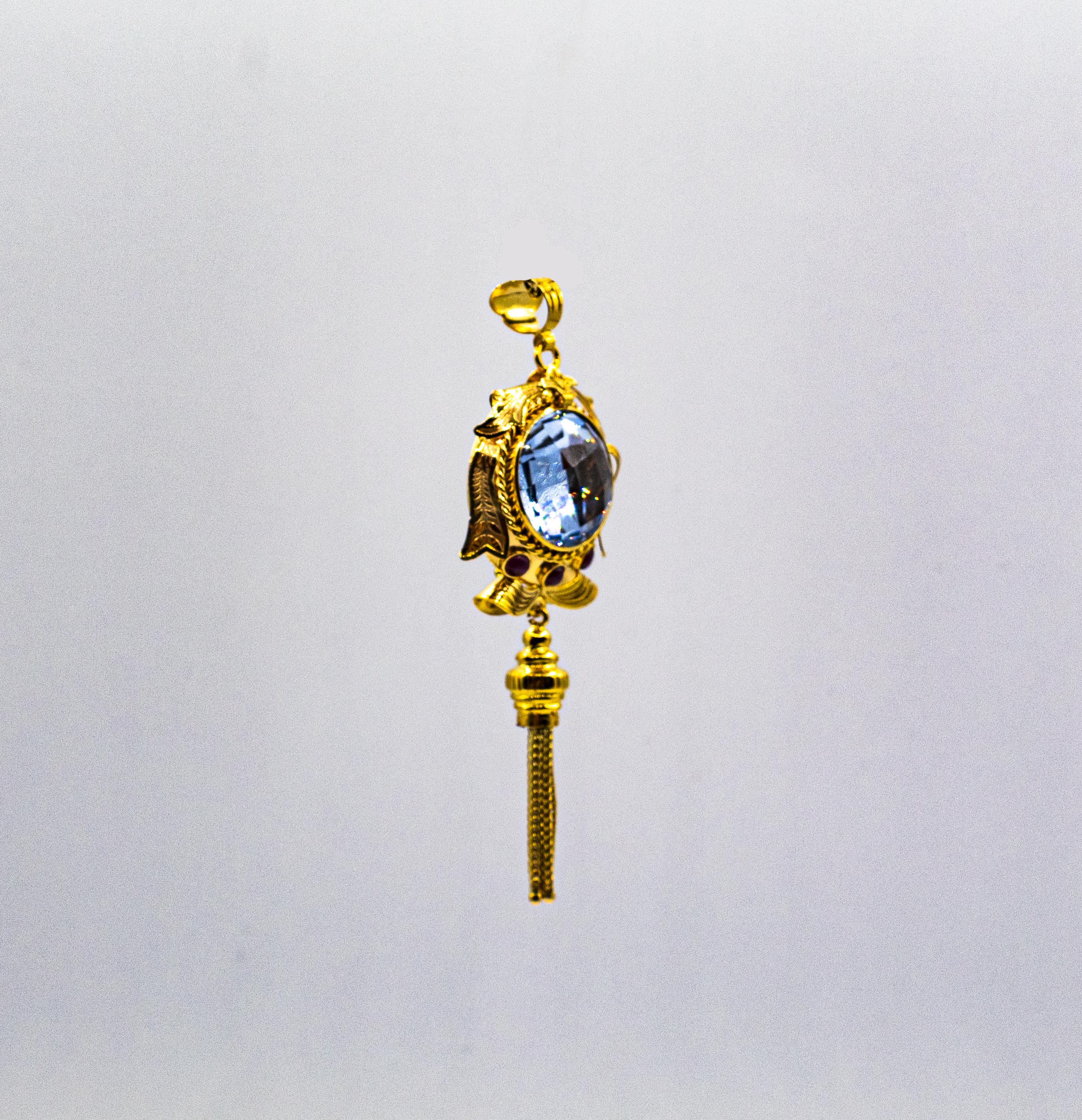 Collier pendentif de style Art déco en or jaune avec topaze bleue et rubis, fabriqué à la main Neuf - En vente à Naples, IT