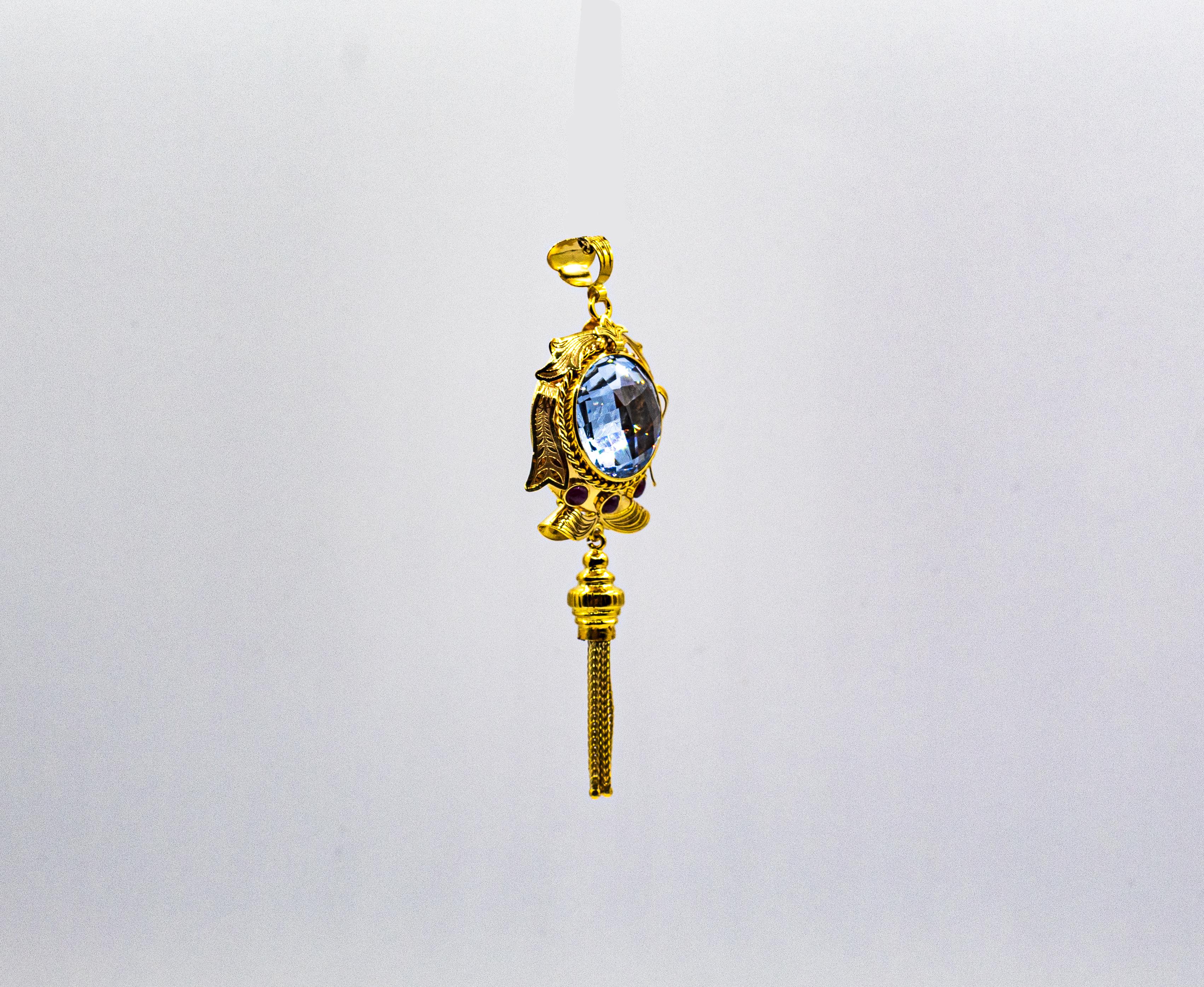 Collier pendentif de style Art déco en or jaune avec topaze bleue et rubis, fabriqué à la main Unisexe en vente
