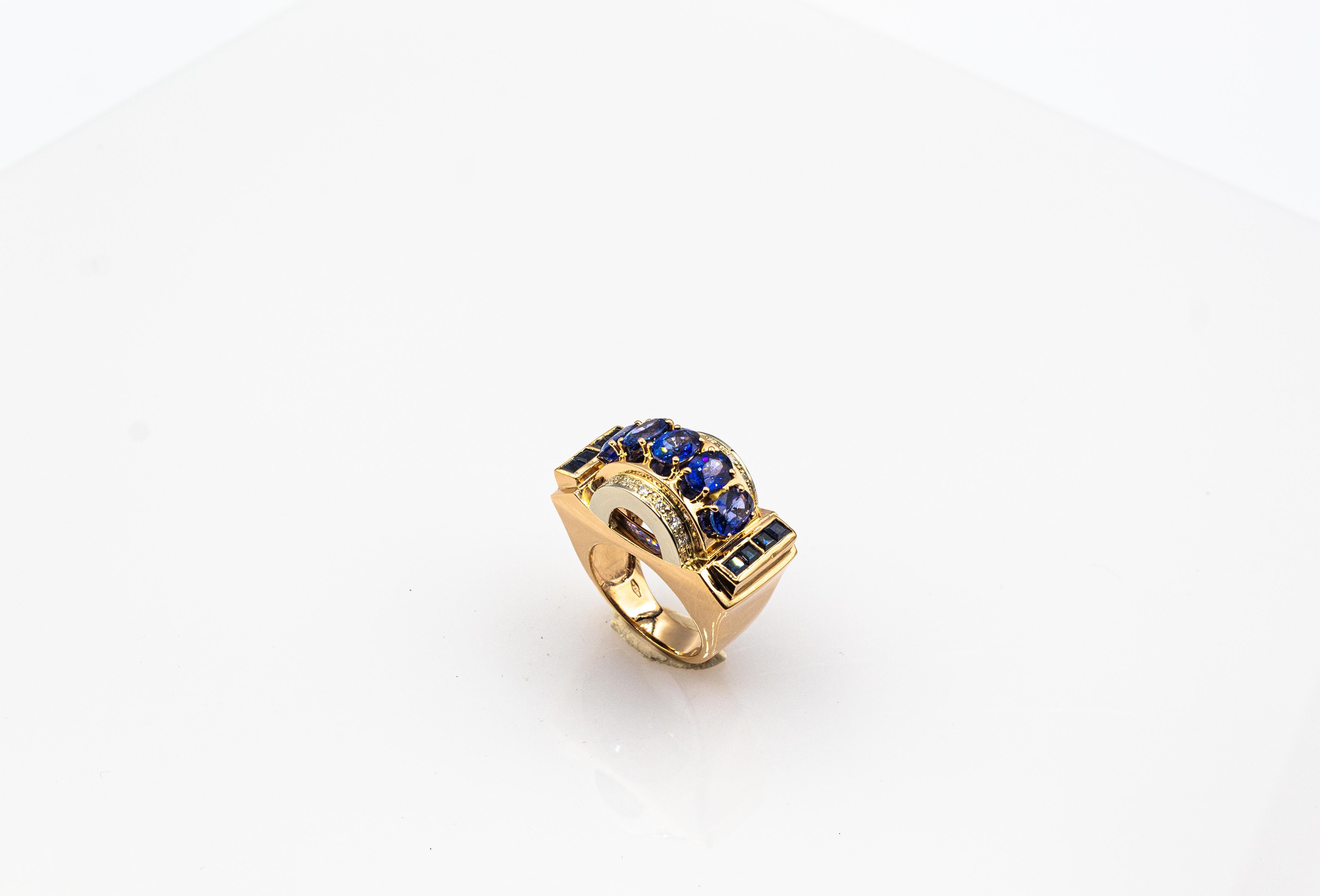 Art Deco Style Handcrafted White Diamond Blue Sapphire Yellow Gold Cocktail Ring In New Condition For Sale In Naples, IT