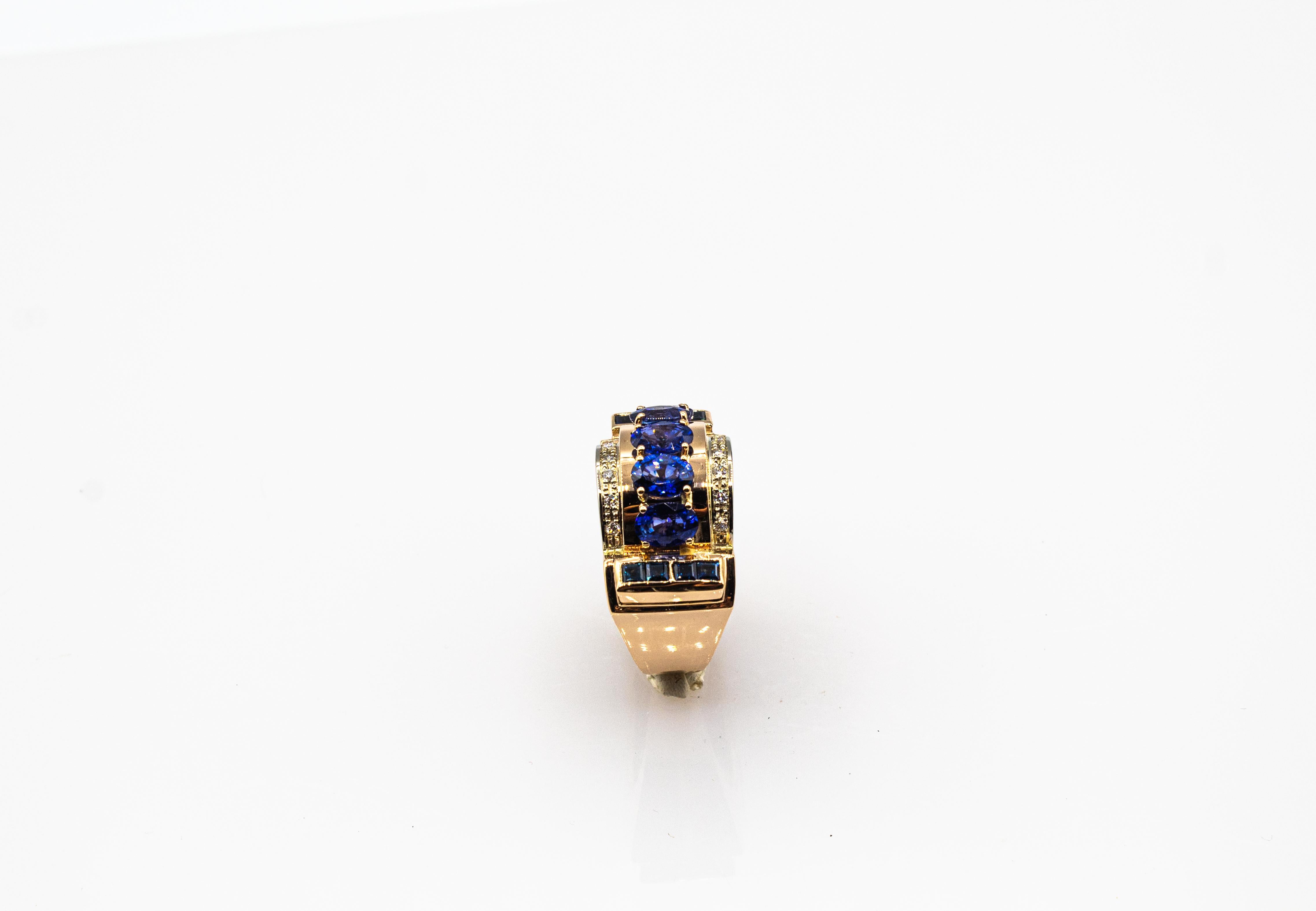 Bague cocktail de style Art déco fabriquée à la main en or jaune avec diamant blanc, saphir bleu et saphir en vente 3