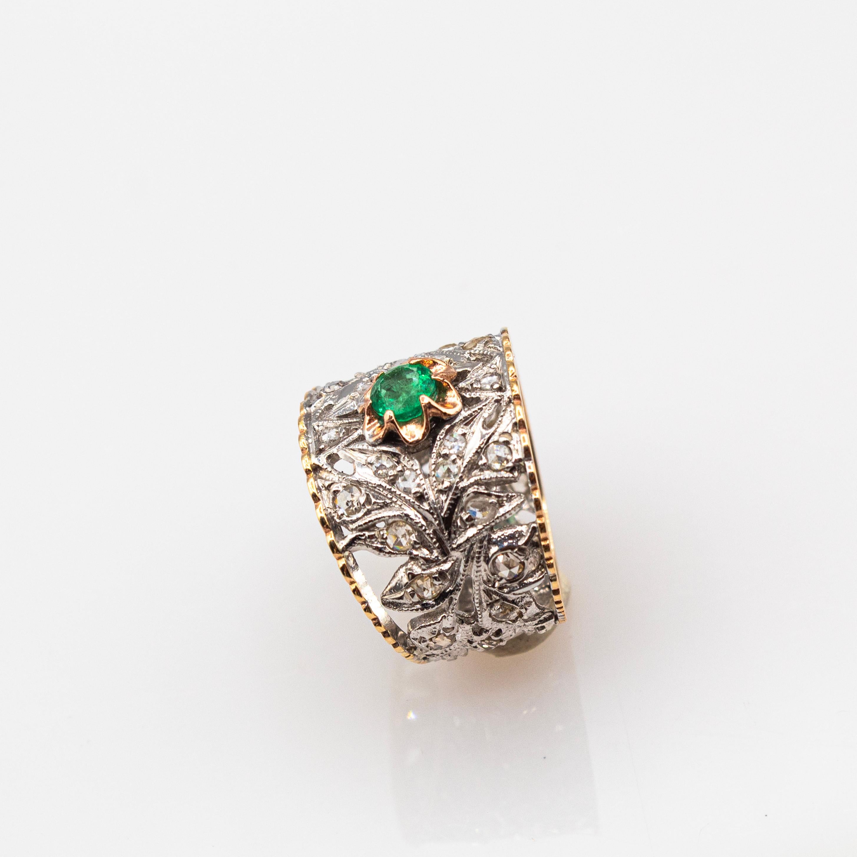 Art Deco Style Handcrafted White Diamond Emerald Yellow Gold Band Ring In New Condition For Sale In Naples, IT