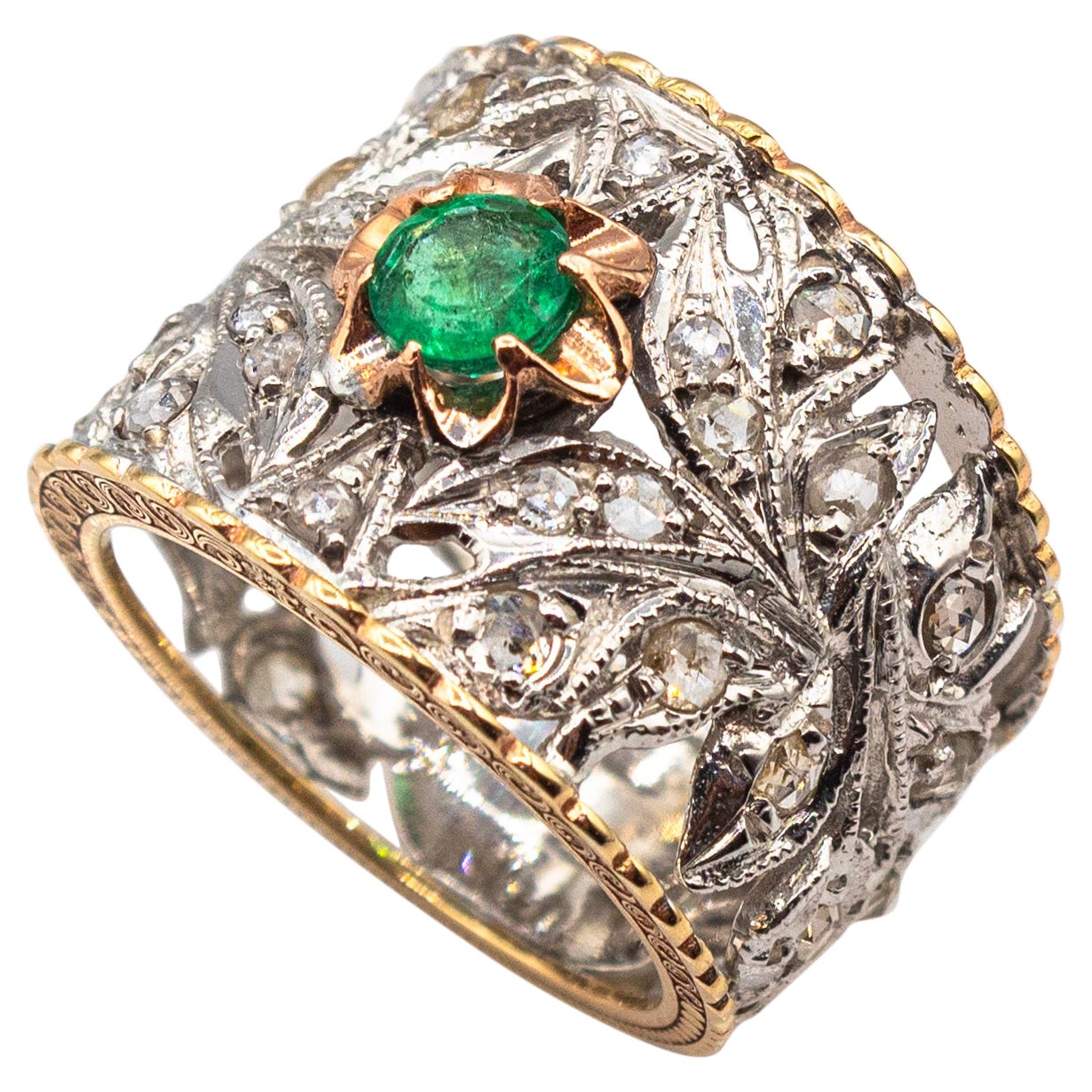 Anneau artisanal de style Art déco en or jaune avec diamants blancs et émeraudes