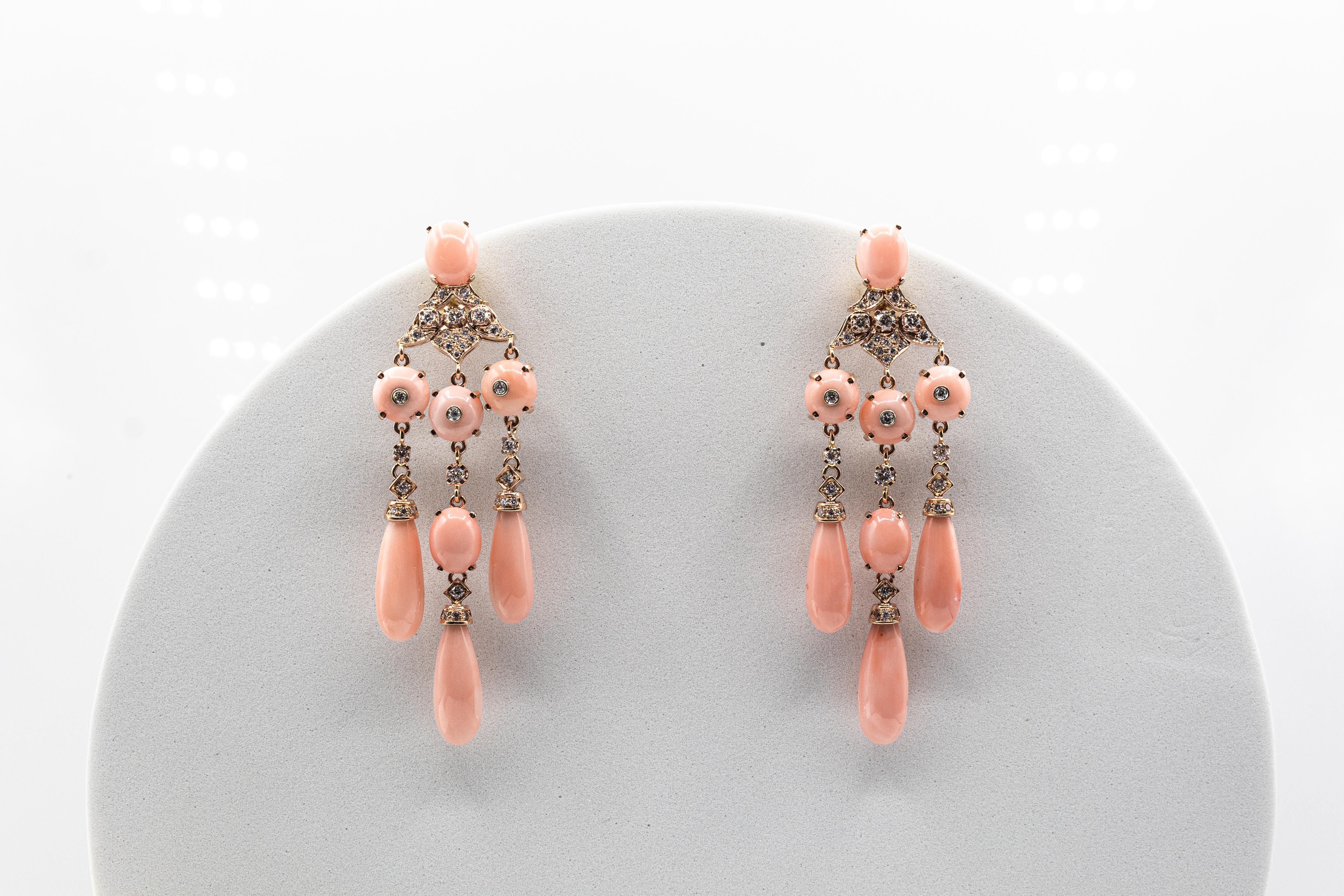 Boucles d'oreilles à clip en or jaune, diamant blanc, corail rose, style art déco, faites à la main en vente 2