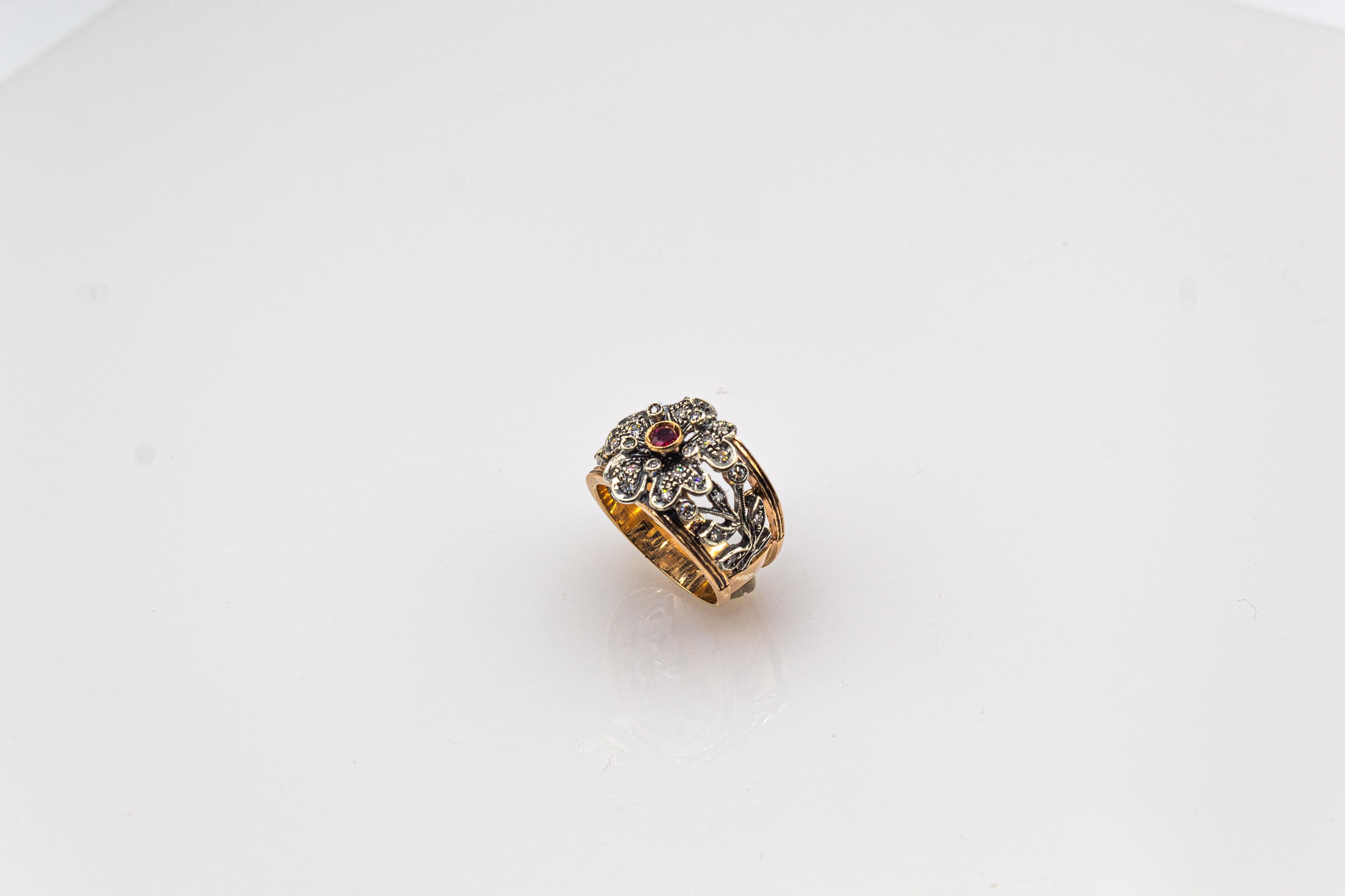 Handgefertigter Ring „Flower“ aus Gelbgold mit weißem Diamanten und Rubin im Art-déco-Stil (Rundschliff) im Angebot