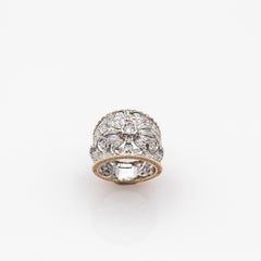 Art Deco Style Handcrafted White Modern Round Cut Diamond Yellow Gold Band Ring