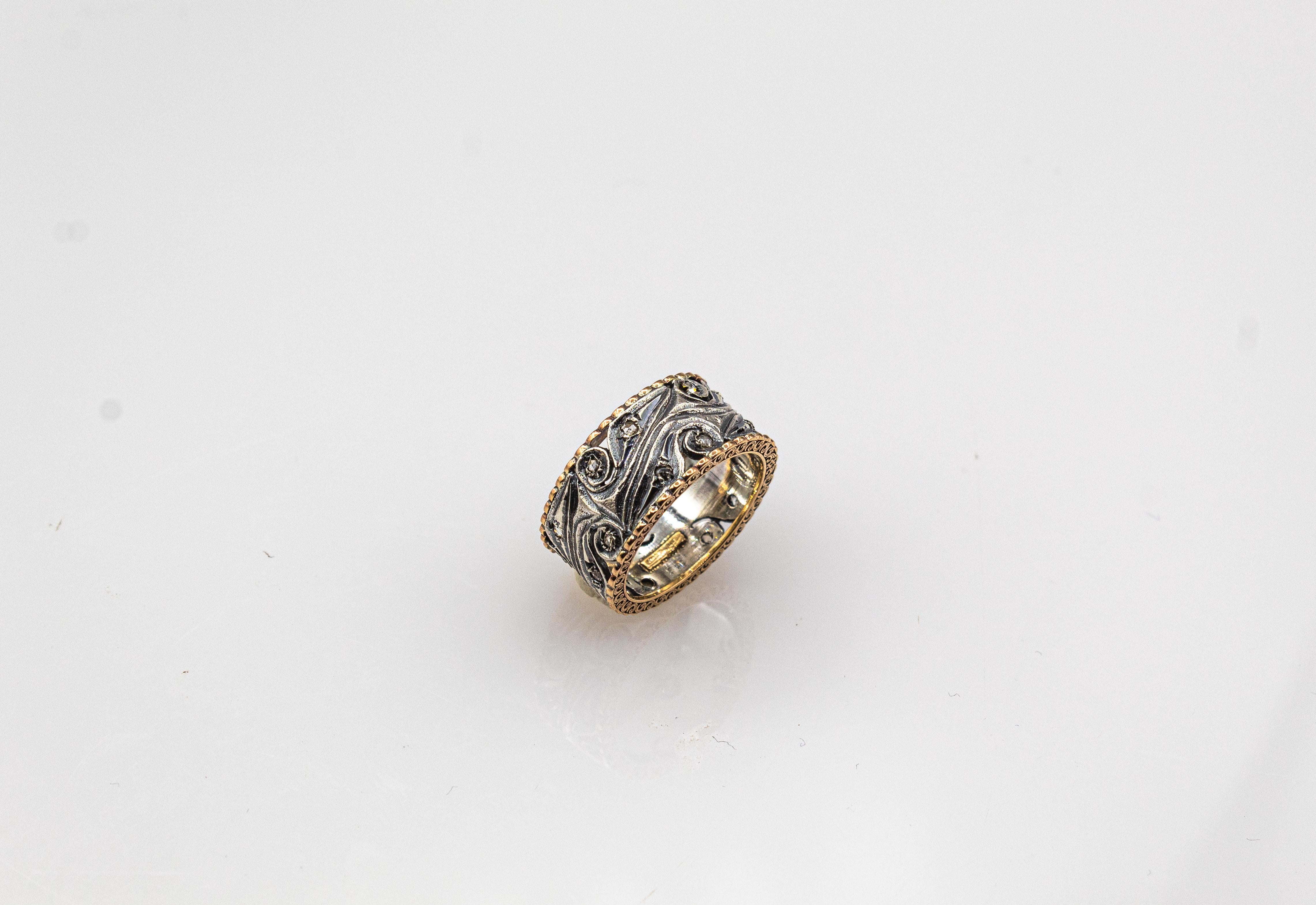 Art Deco Style Handcrafted White Rose Cut Diamond Yellow Gold Band Ring For Sale 3