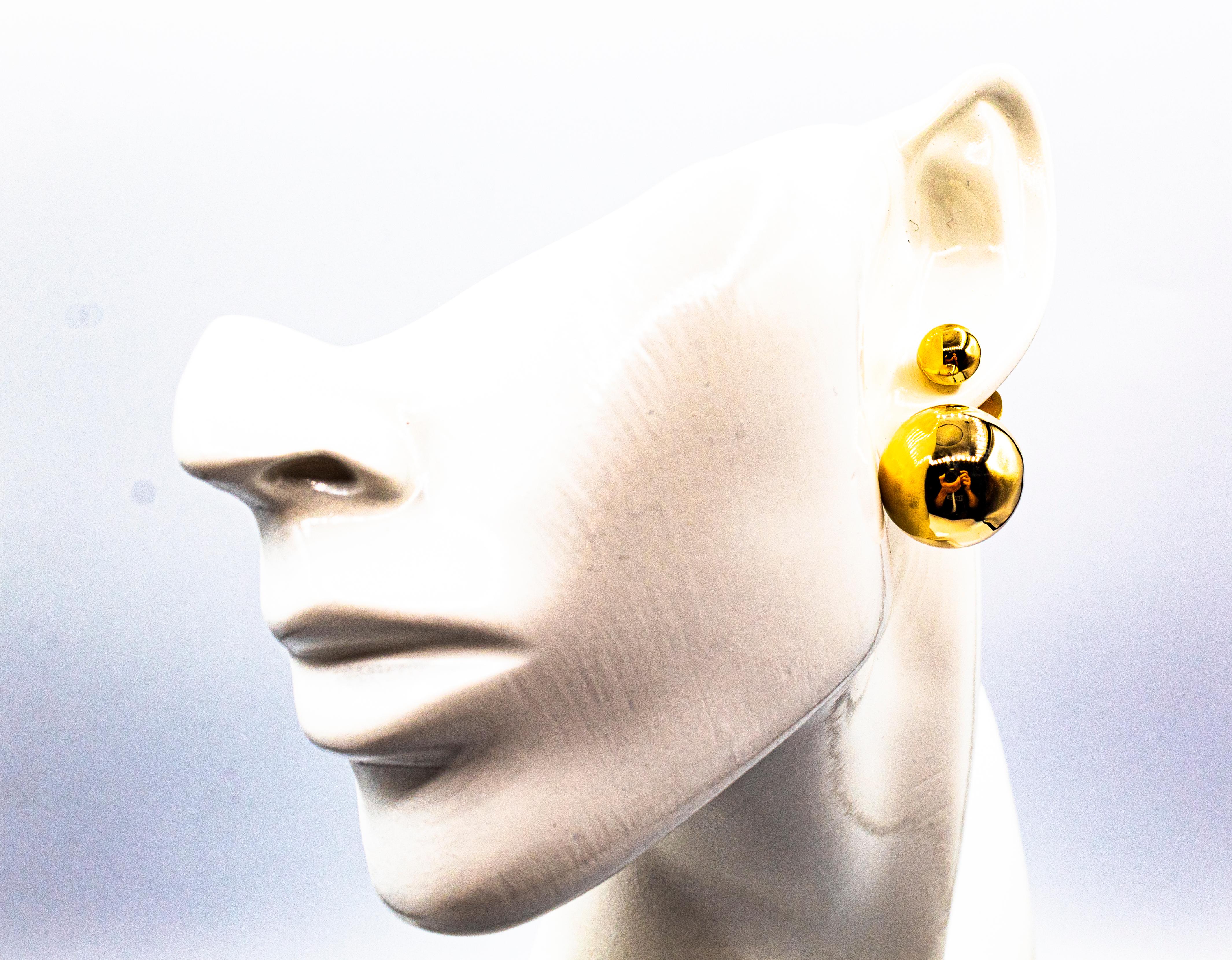 Orecchini pendenti in oro giallo lavorati a mano in stile Art Deco in vendita 5