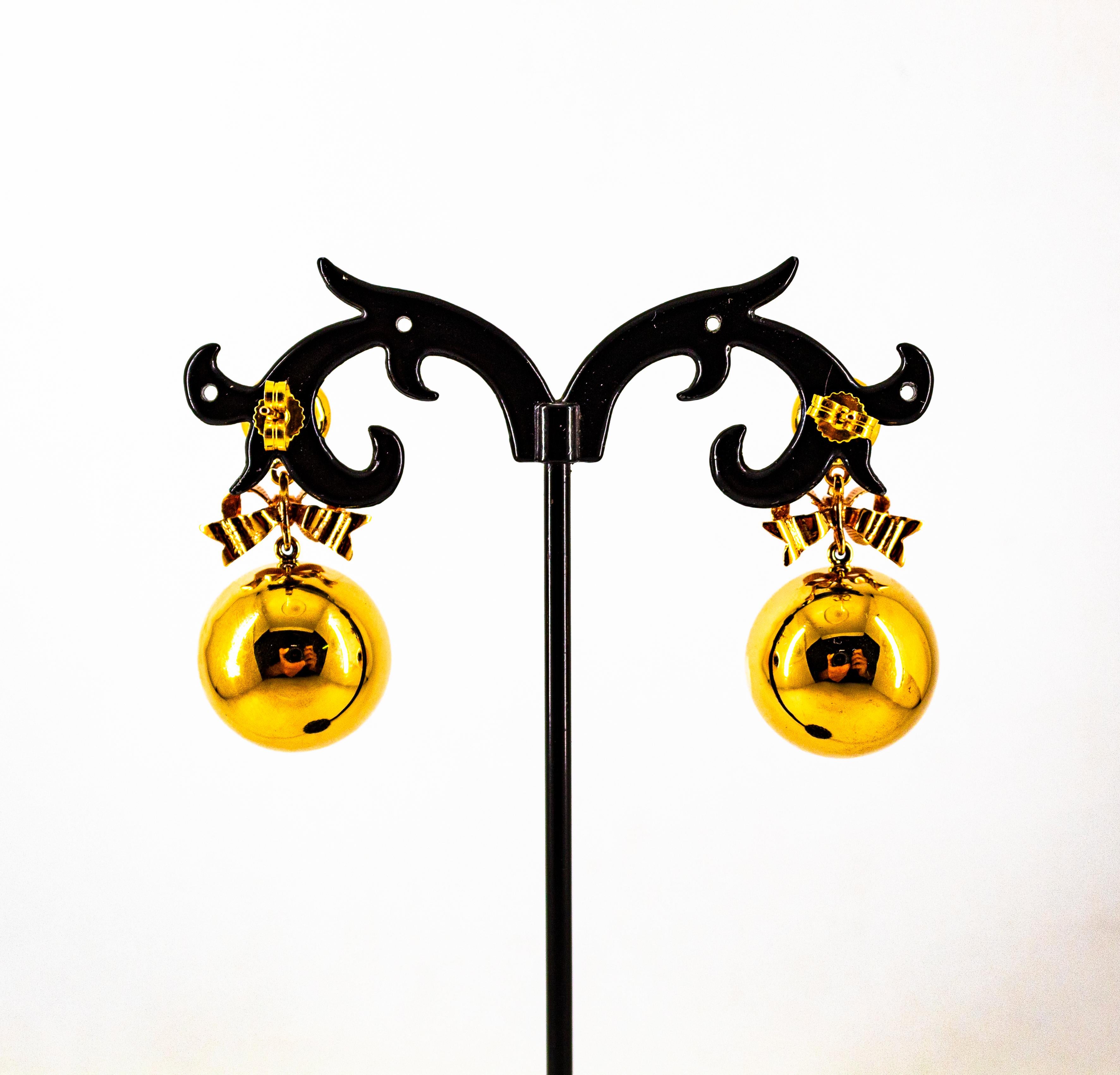 Boucles d'oreilles pendantes en or jaune de style Art déco faites à la main en vente 6