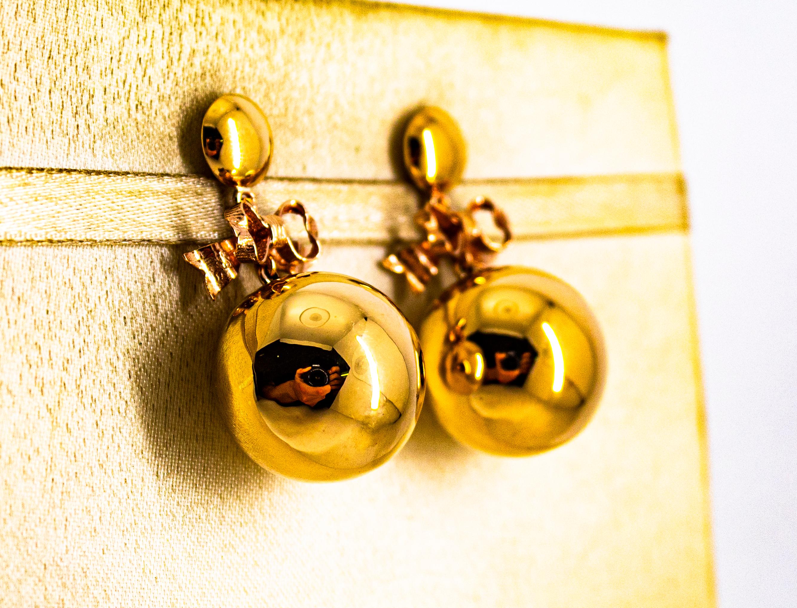 Art Deco Style Handcrafted Yellow Gold Dangle Stud Earrings For Sale 2