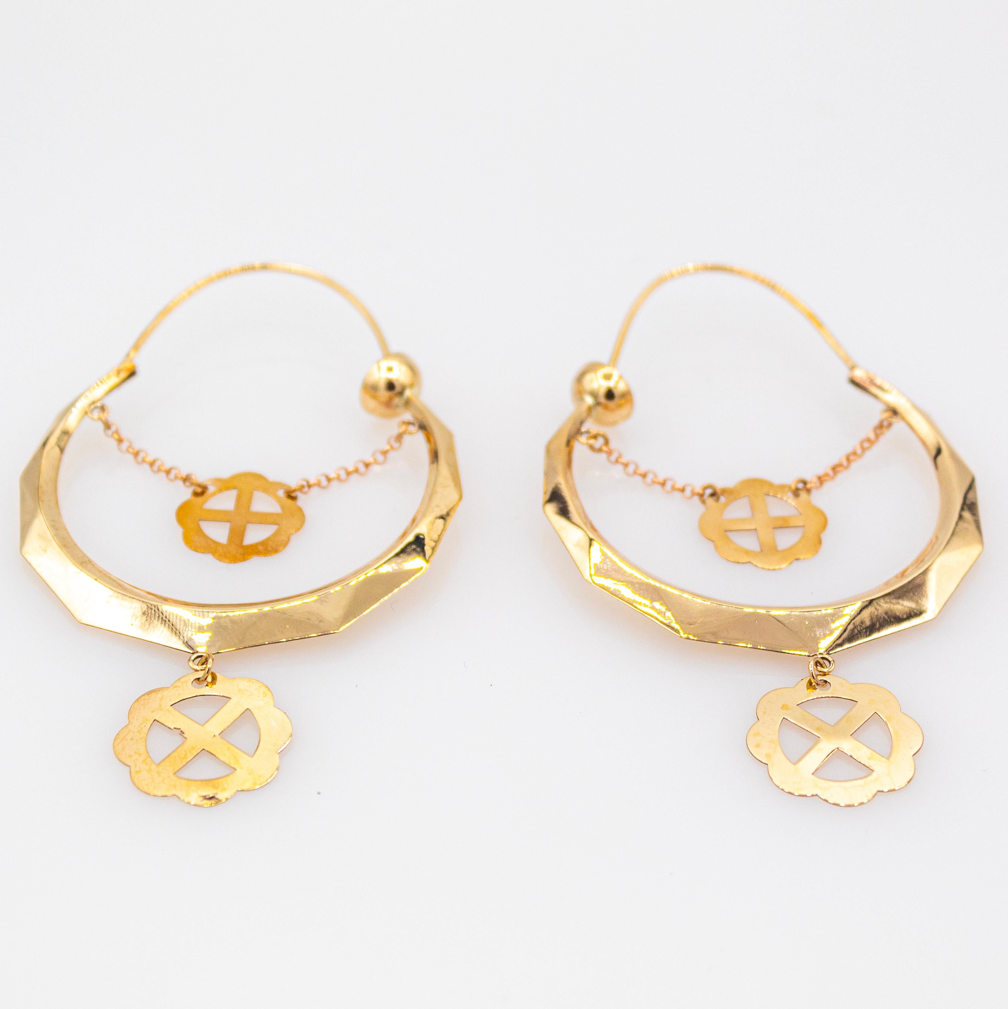 Boucles d'oreilles pendantes en or jaune de style Art déco faites à la main en vente 1